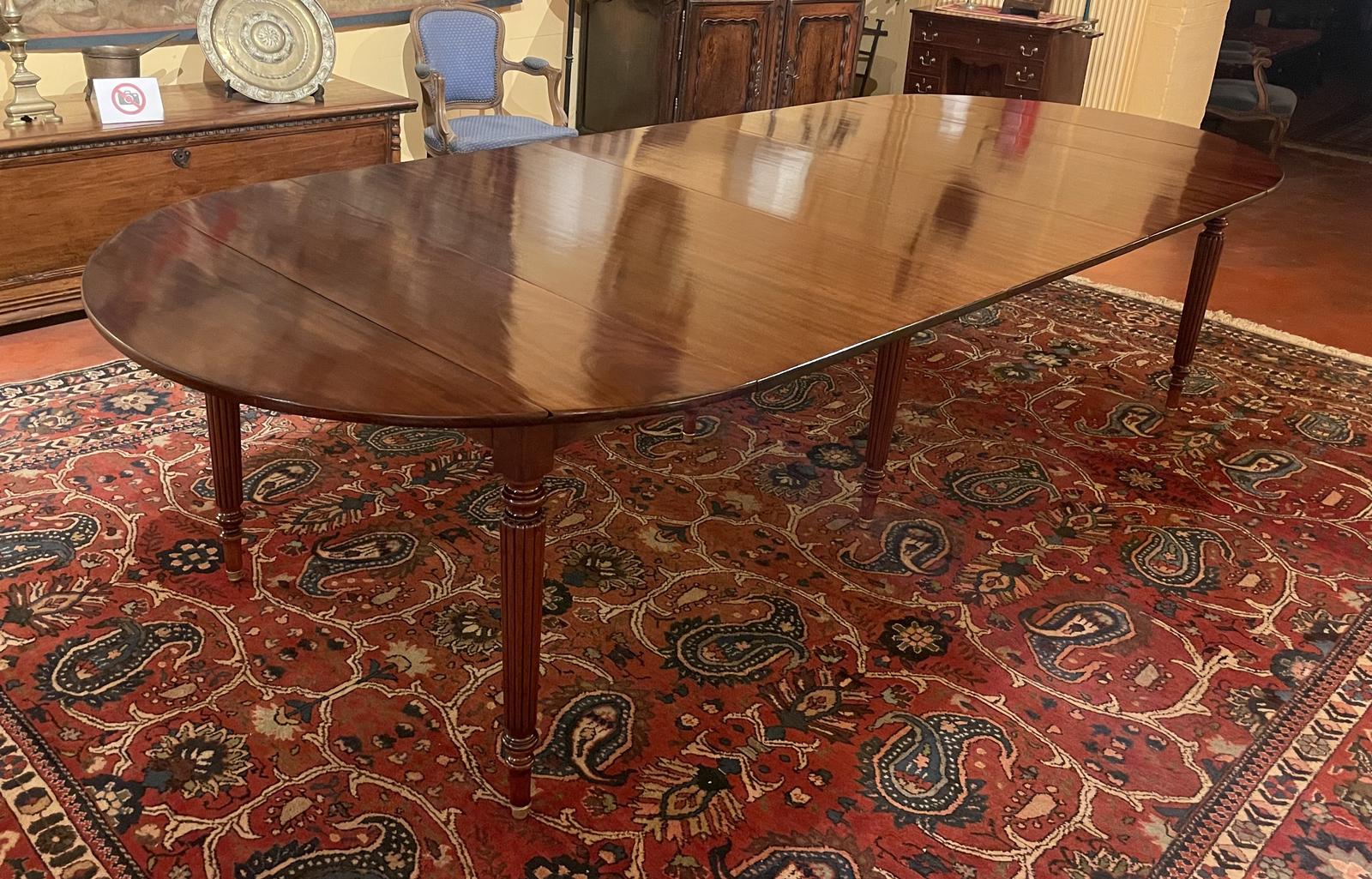 Early 19th Century Mahogany Dining Table (1 of 9)