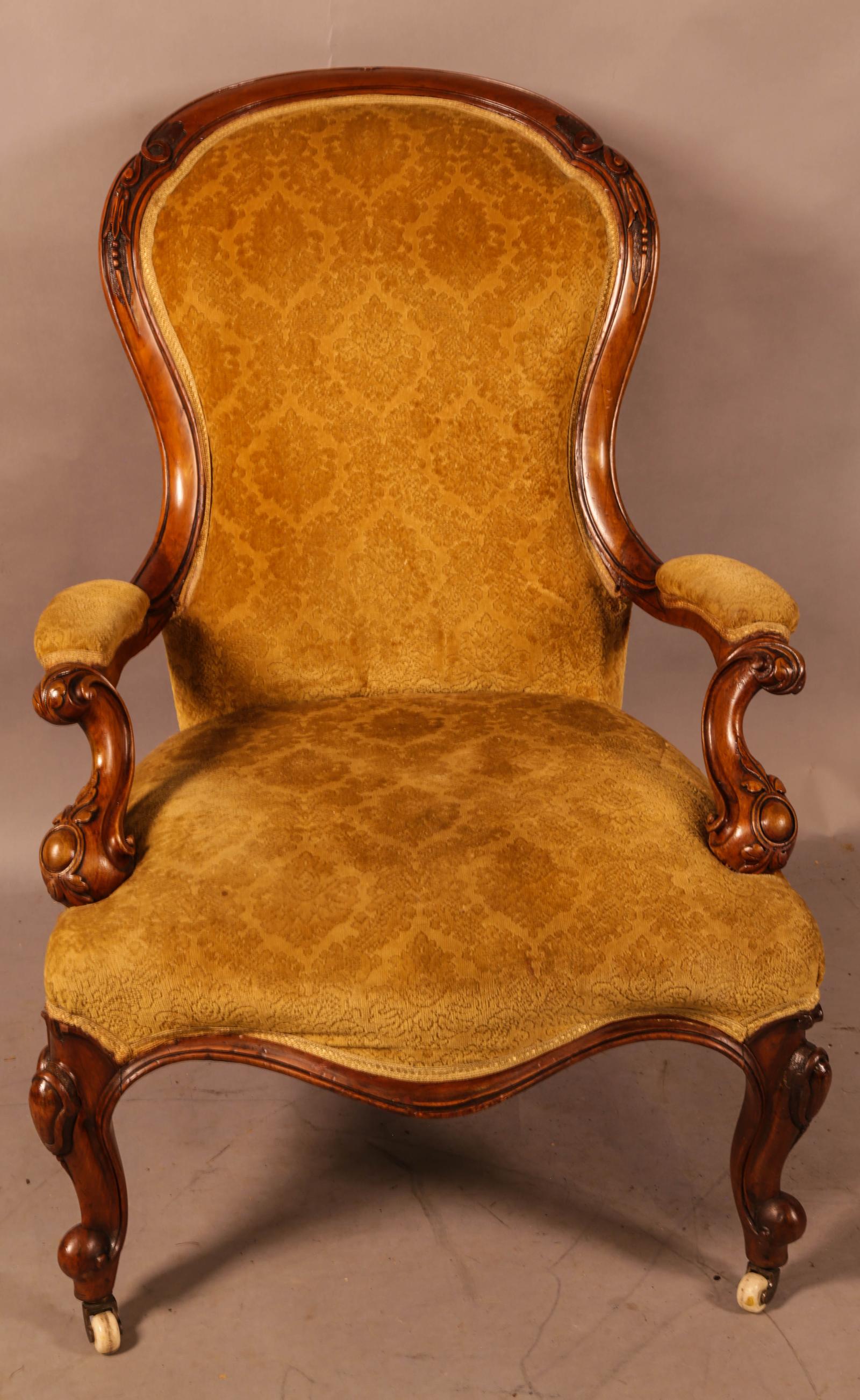 Victorian Walnut Spoon Back Armchair (1 of 8) Victorian Walnut Spoon Back Armchair (1 of 8)