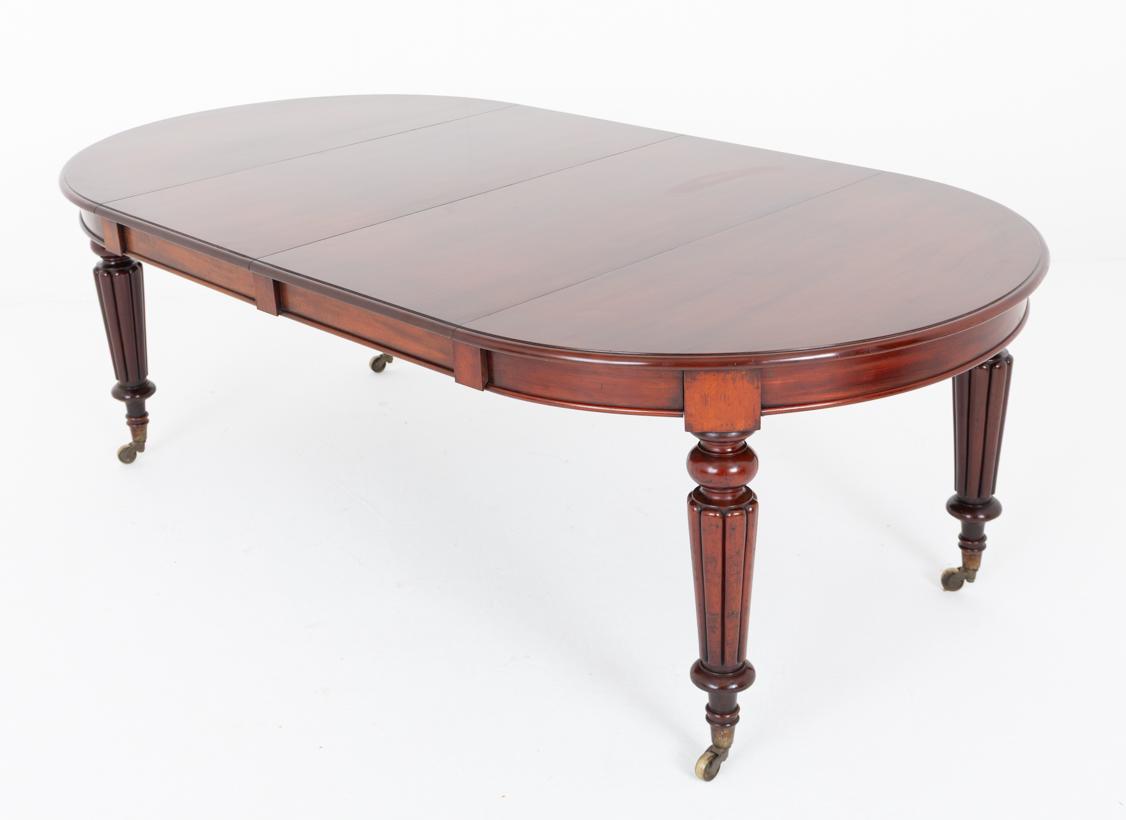 Mahogany William IV Circular Extending Dining Table (1 of 9) Mahogany William IV Circular Extending Dining Table (1 of 9)