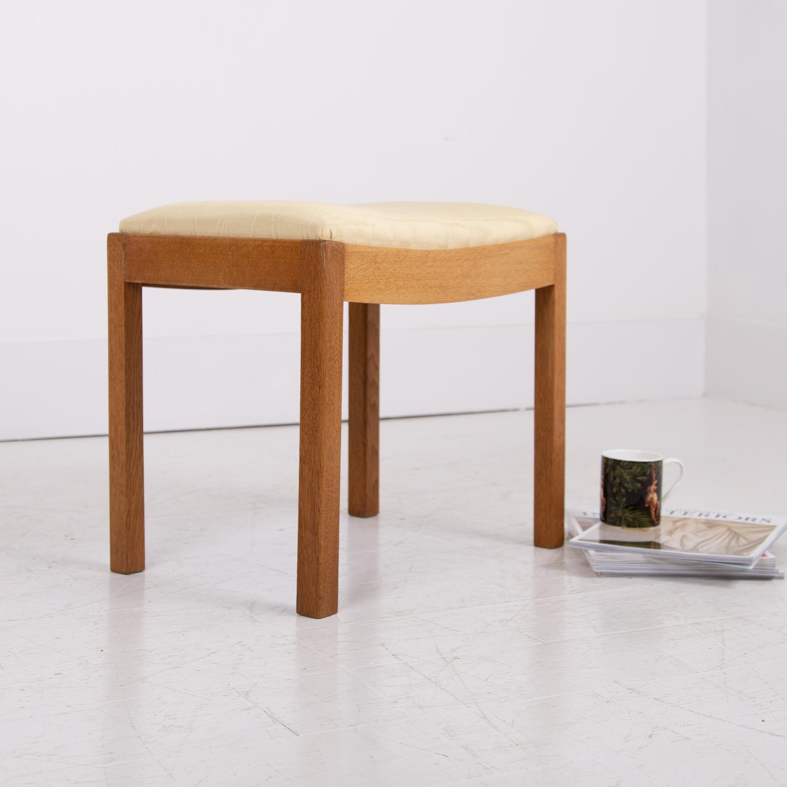 Oak Gordon Russell Stool C1930 (1 of 11) Oak Gordon Russell Stool C1930 (1 of 11)