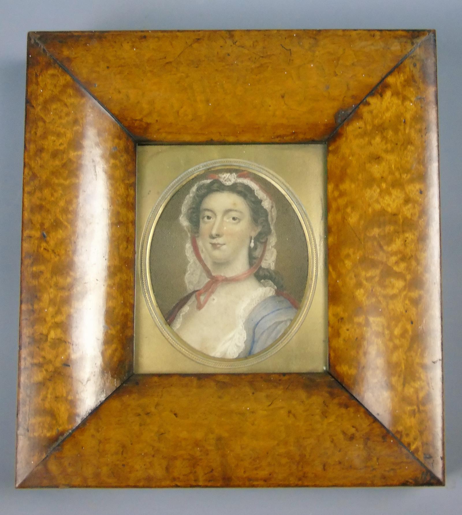 Antique Hand Coloured Engraving Nell Gwynn (1 of 4)