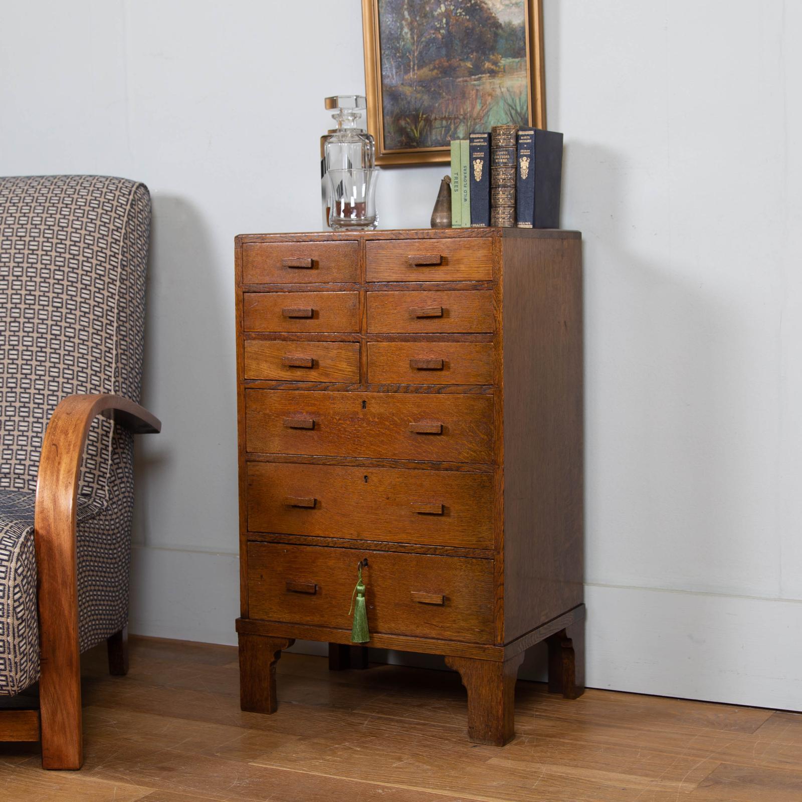 Wonderful Little Vintage 1930s Oak Chest of 9 Drawers (1 of 12) Wonderful Little Vintage 1930s Oak Chest of 9 Drawers (1 of 12)