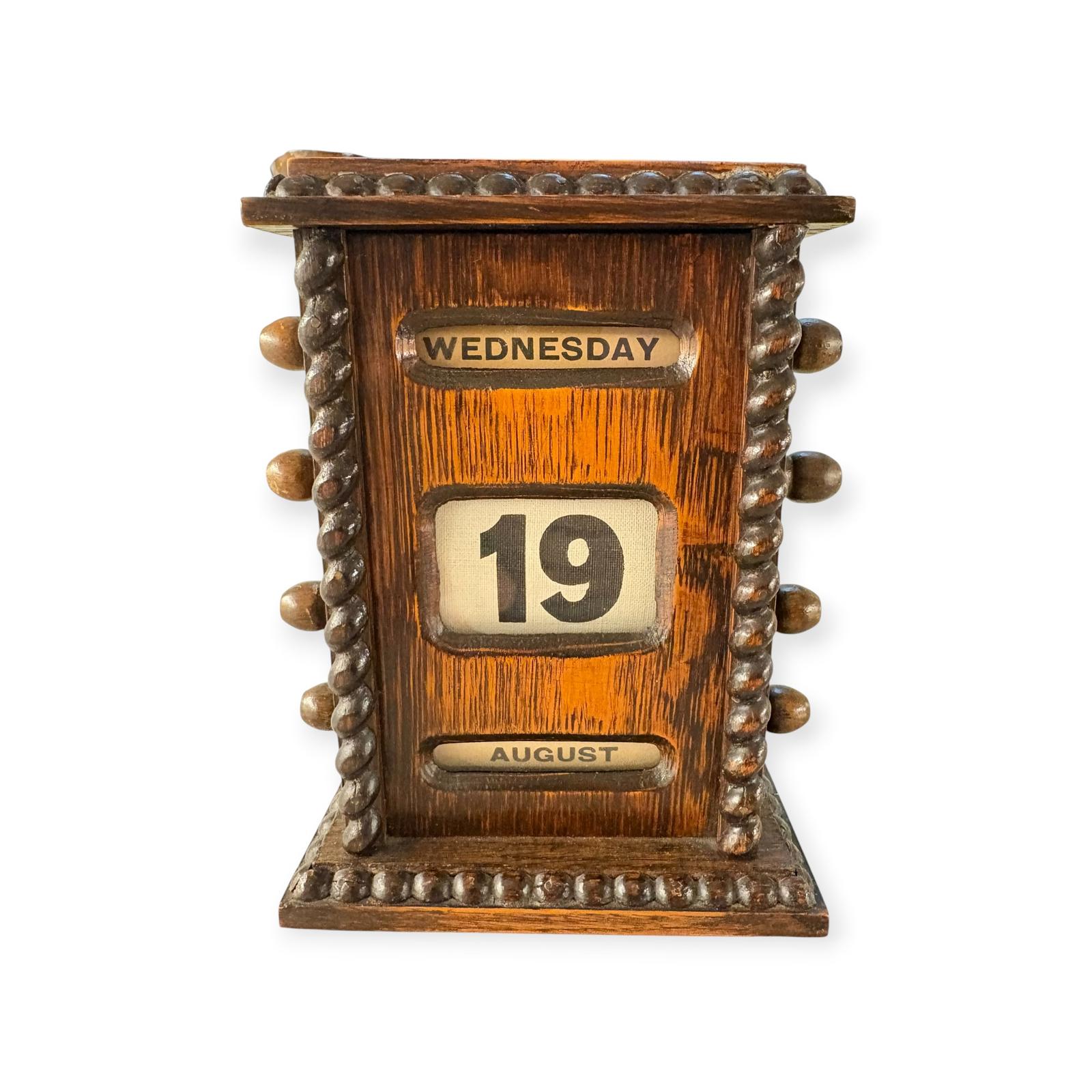 Early 20th Century Perpetual Desktop Calendar (1 of 10) Early 20th Century Perpetual Desktop Calendar (1 of 10)
