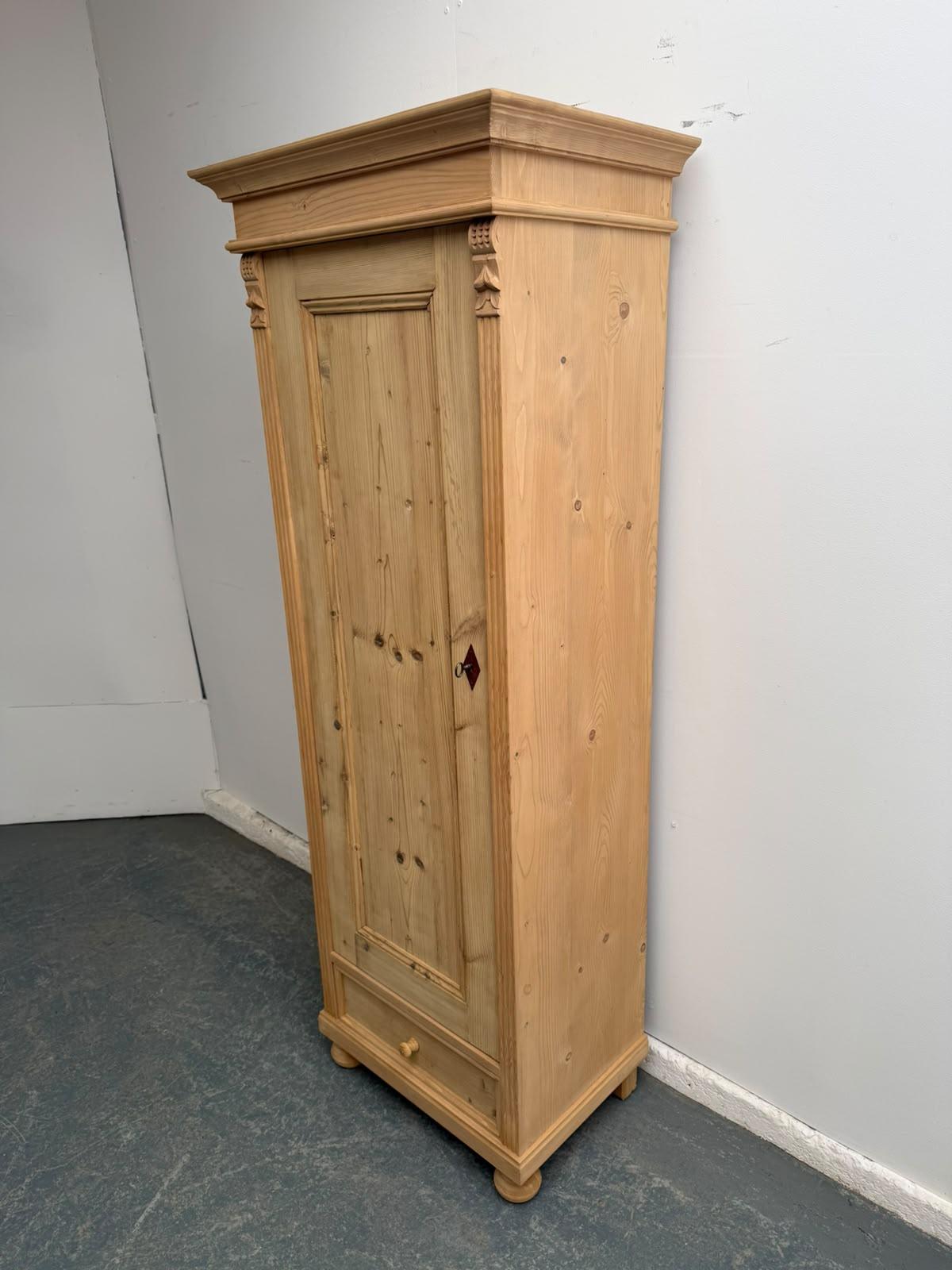 Cracking Antique Pine 1 Door 1 Drawer Kitchen Storage Cupboard to wax / paint (1 of 10) Cracking Antique Pine 1 Door 1 Drawer Kitchen Storage Cupboard to wax / paint (1 of 10)