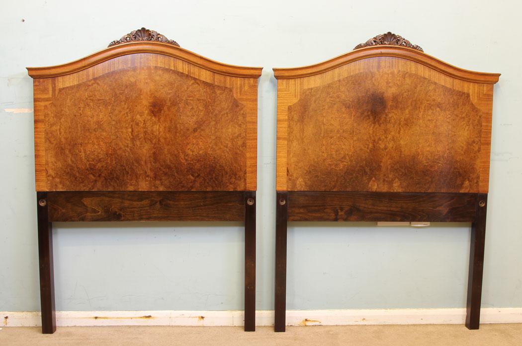 Antique Pair of Figured Walnut Single Headboards (1 of 8) Antique Pair of Figured Walnut Single Headboards (1 of 8)