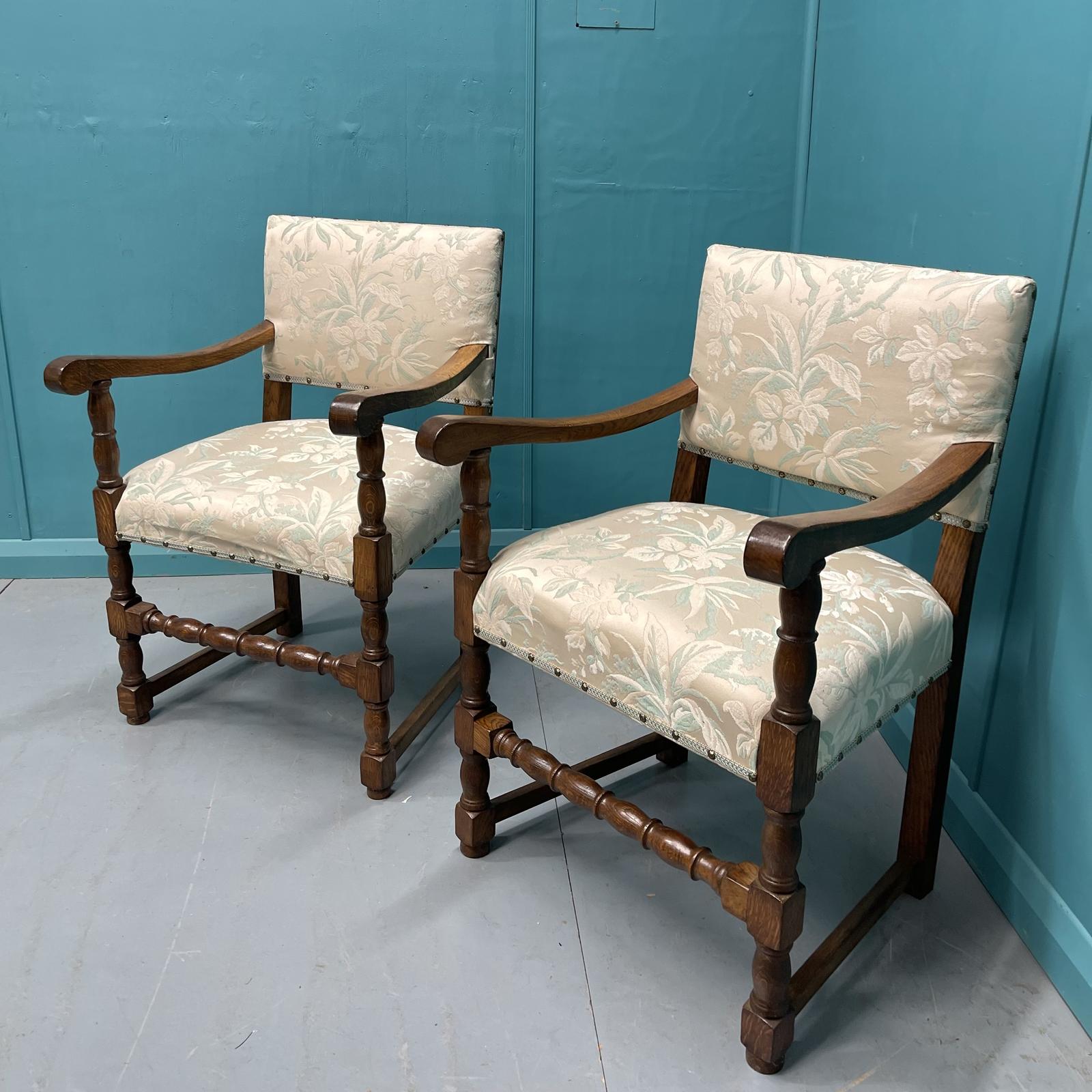 Pair of English Oak Hall Chairs (1 of 8) Pair of English Oak Hall Chairs (1 of 8)