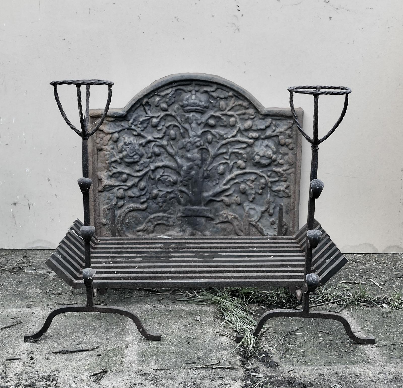 Large 18th Century Heavy Iron Fire Back, Andirons & Grate (1 of 13)
