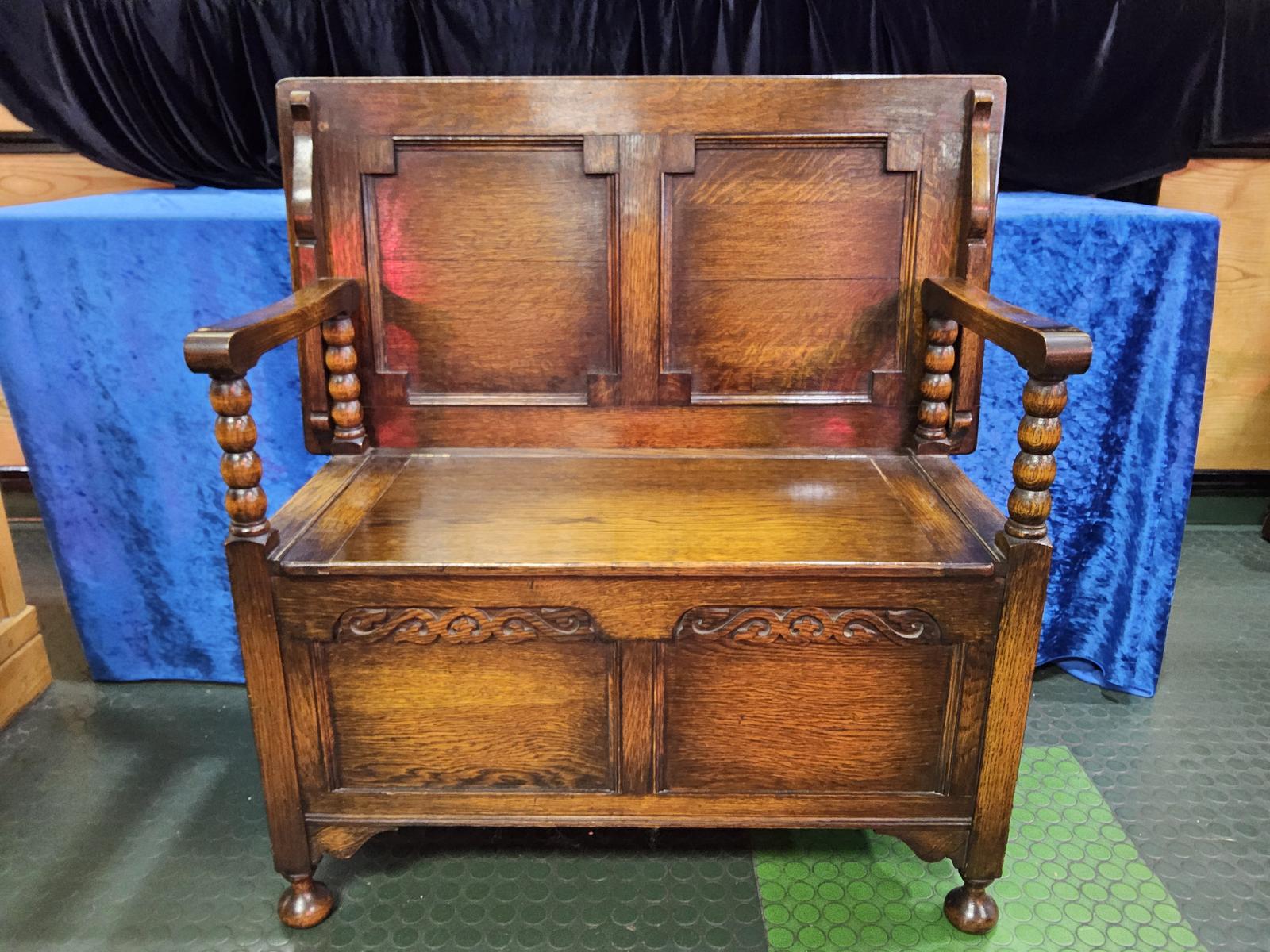 Solid Oak Monks Bench (1 of 10) Solid Oak Monks Bench (1 of 10)