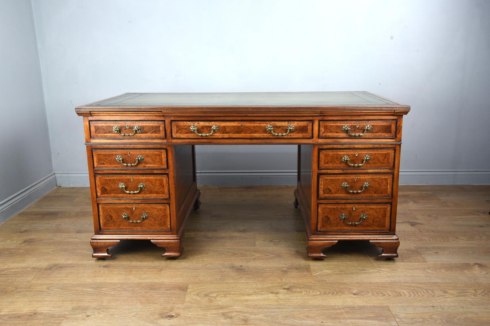 Superb Victorian Walnut Pedestal Desk Hobbs & co (1 of 9) Superb Victorian Walnut Pedestal Desk Hobbs & co (1 of 9)