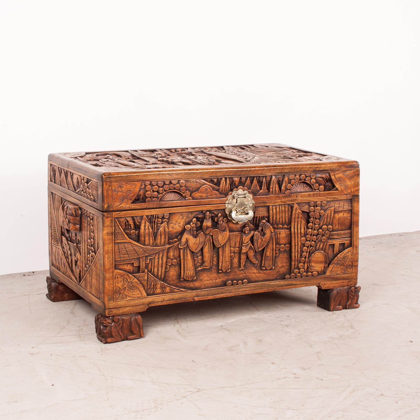 Richly Carved Oriental Camphorwood Trunk (1 of 18) Richly Carved Oriental Camphorwood Trunk (1 of 18)