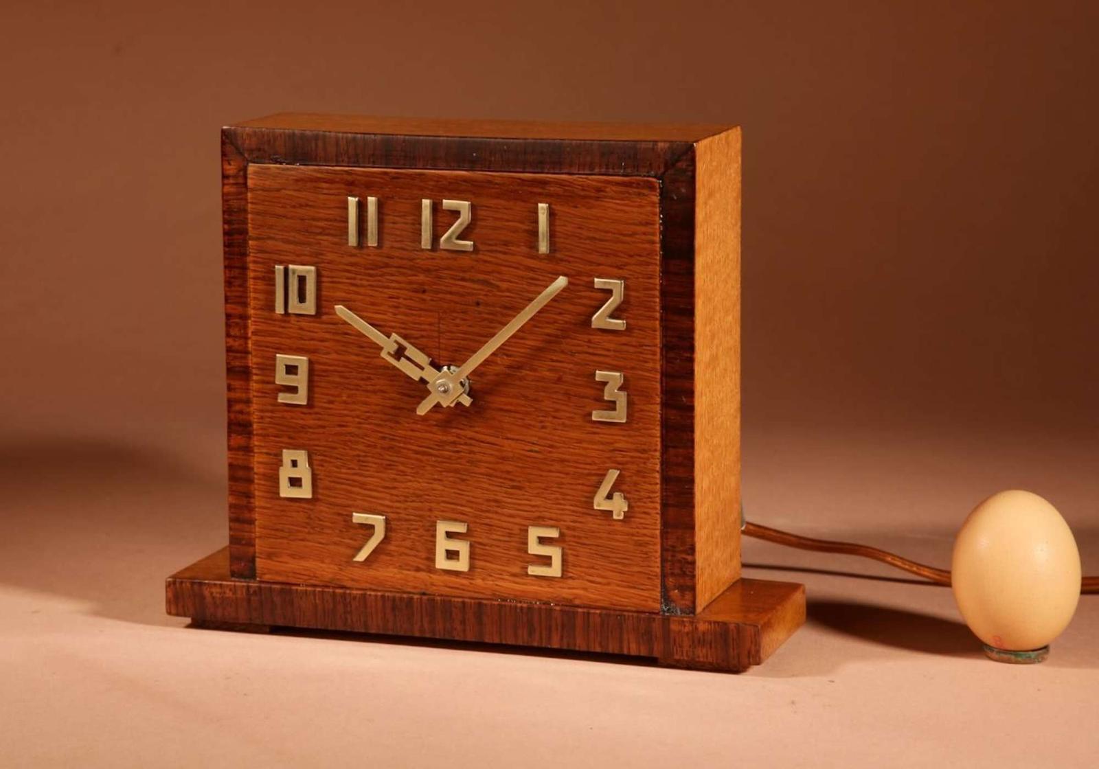 Amsterdam School Art Deco Early Electrical Oak & Rosewood Mantel Clock 1920-1940 (1 of 5) Amsterdam School Art Deco Early Electrical Oak & Rosewood Mantel Clock 1920-1940 (1 of 5)