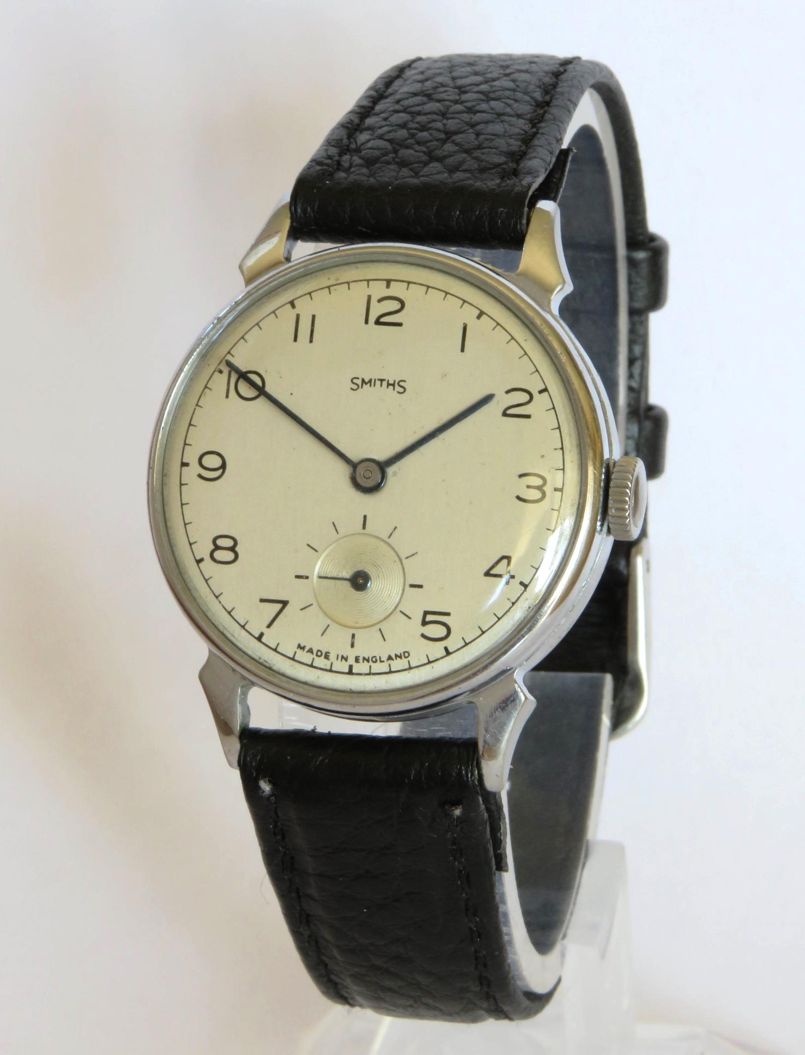 Watch : Gents 1940s Smiths Wrist Watch (1 of 5)