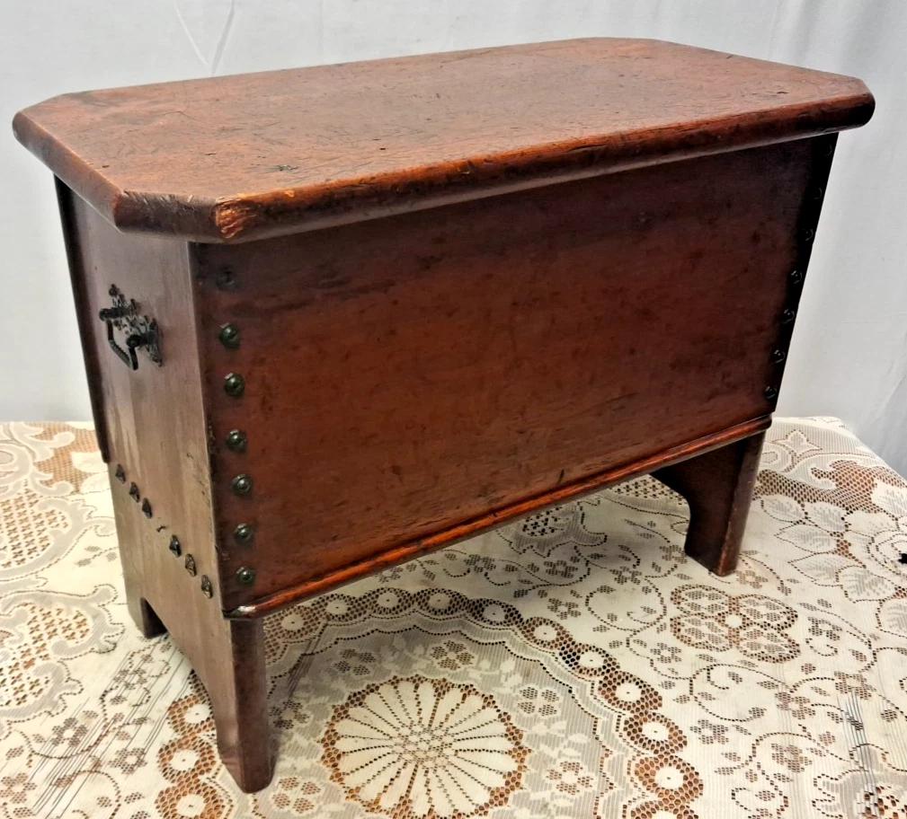 Antique Small Storage Stool Box Lots Of Patina from a Welsh Church Pitch Pine (1 of 8)