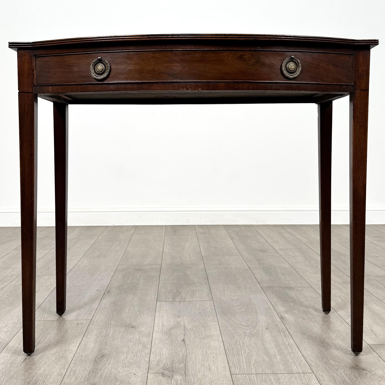 Antique 18th Century Bow Front Writing Table in Mahogany (1 of 11) Antique 18th Century Bow Front Writing Table in Mahogany (1 of 11)