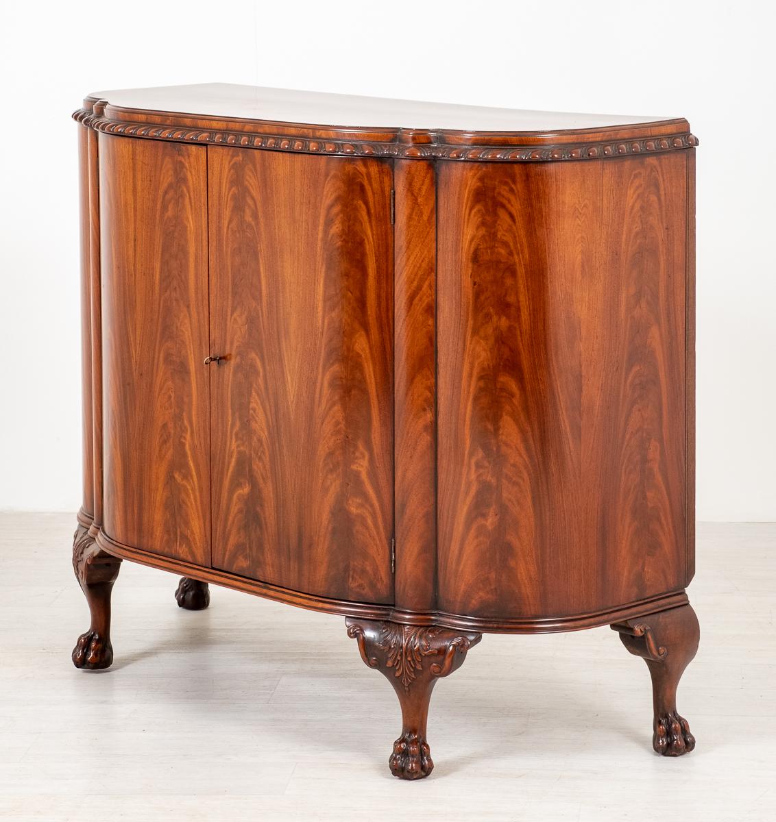 Stunning Mahogany Shaped Cabinet (1 of 8) Stunning Mahogany Shaped Cabinet (1 of 8)