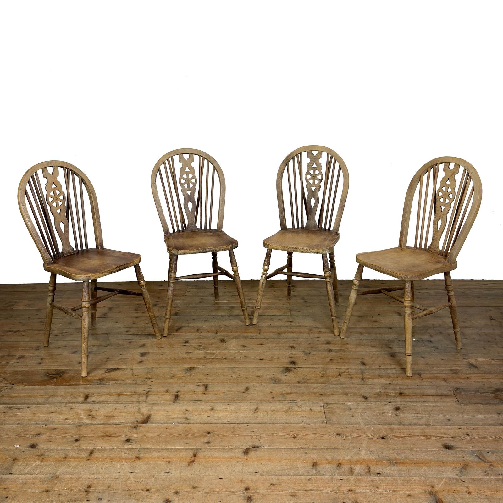 Set of Four Wheelback Kitchen Chairs (1 of 10) Set of Four Wheelback Kitchen Chairs (1 of 10)