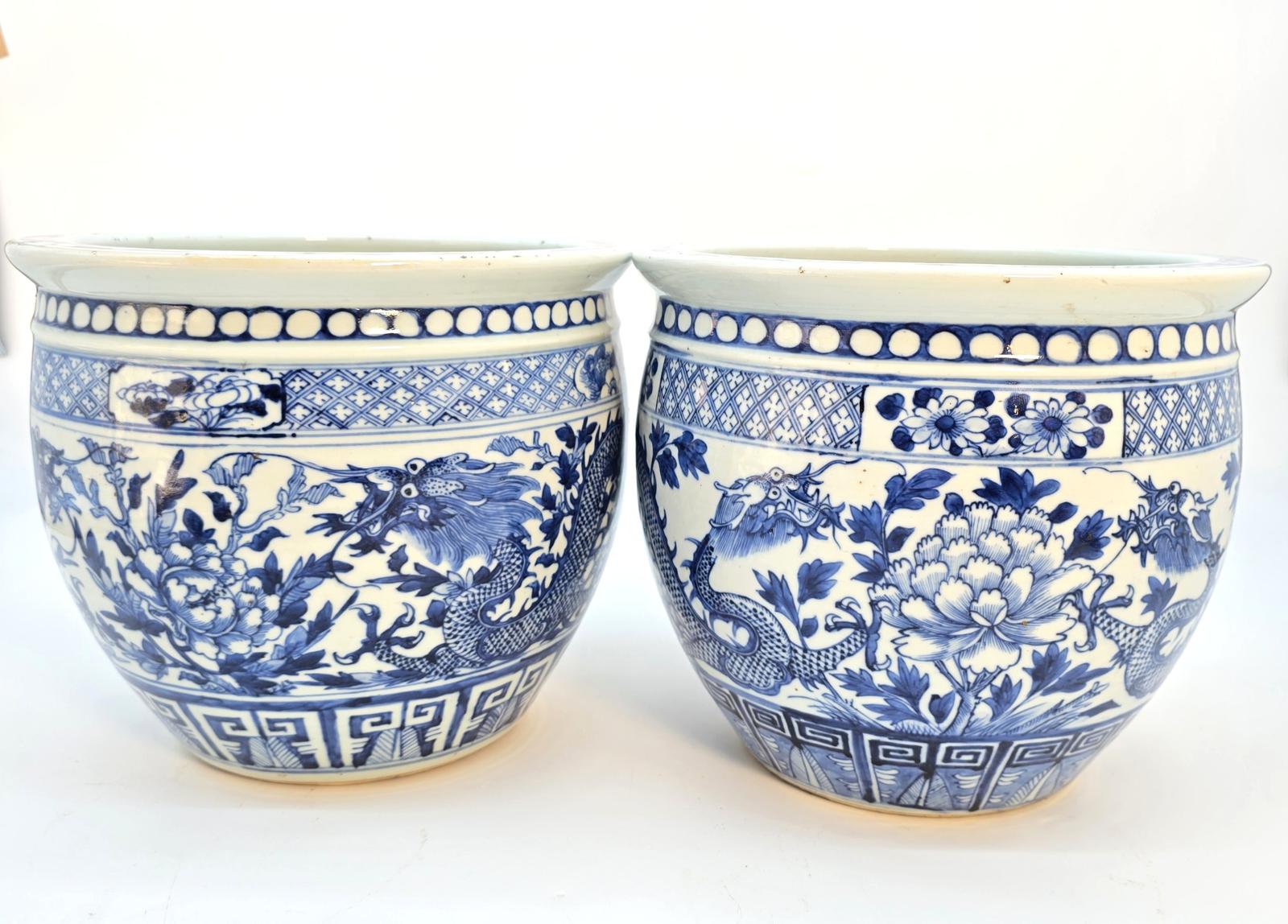 Pair of Late 19th Century Chinese Blue & White Porcelain Jardinières (1 of 17) Pair of Late 19th Century Chinese Blue & White Porcelain Jardinières (1 of 17)