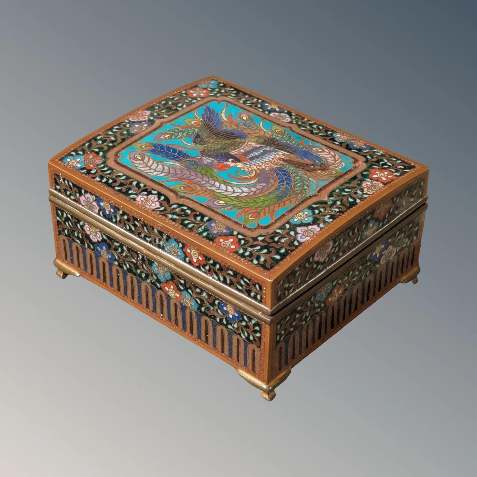 Antique Chinese Cloisonne Bronze Lidded Box (1 of 8)