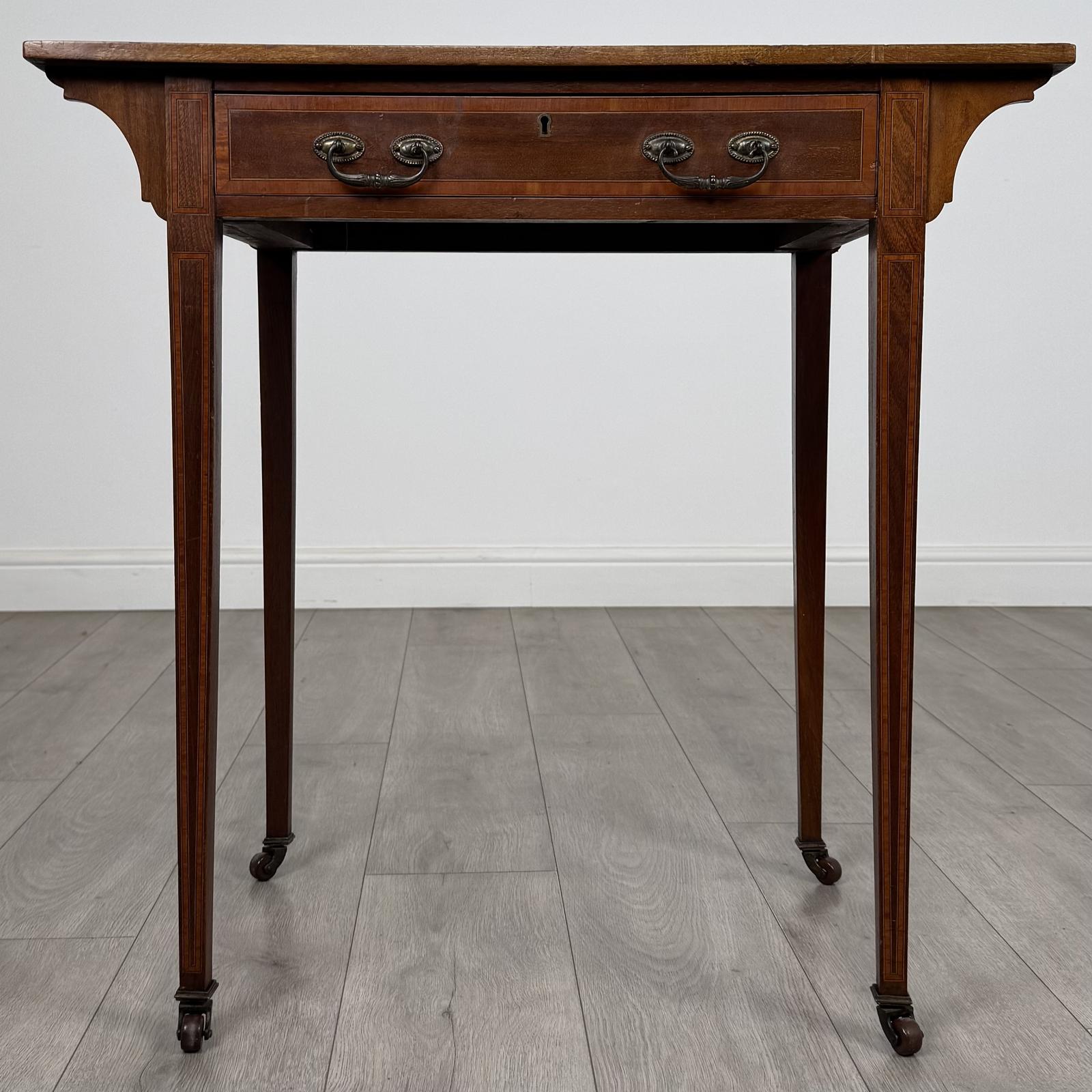 Antique 20th Century Cross Banded Writing Table in Mahogany (1 of 12)