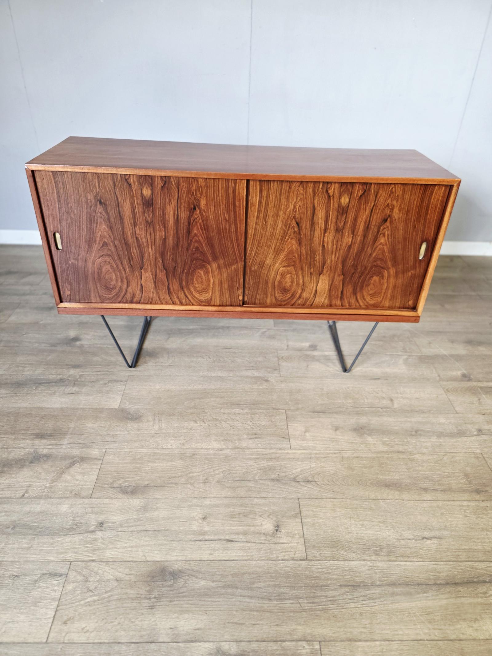 Rosewood Interplan Sideboard Unit by Robin Day (1 of 10)