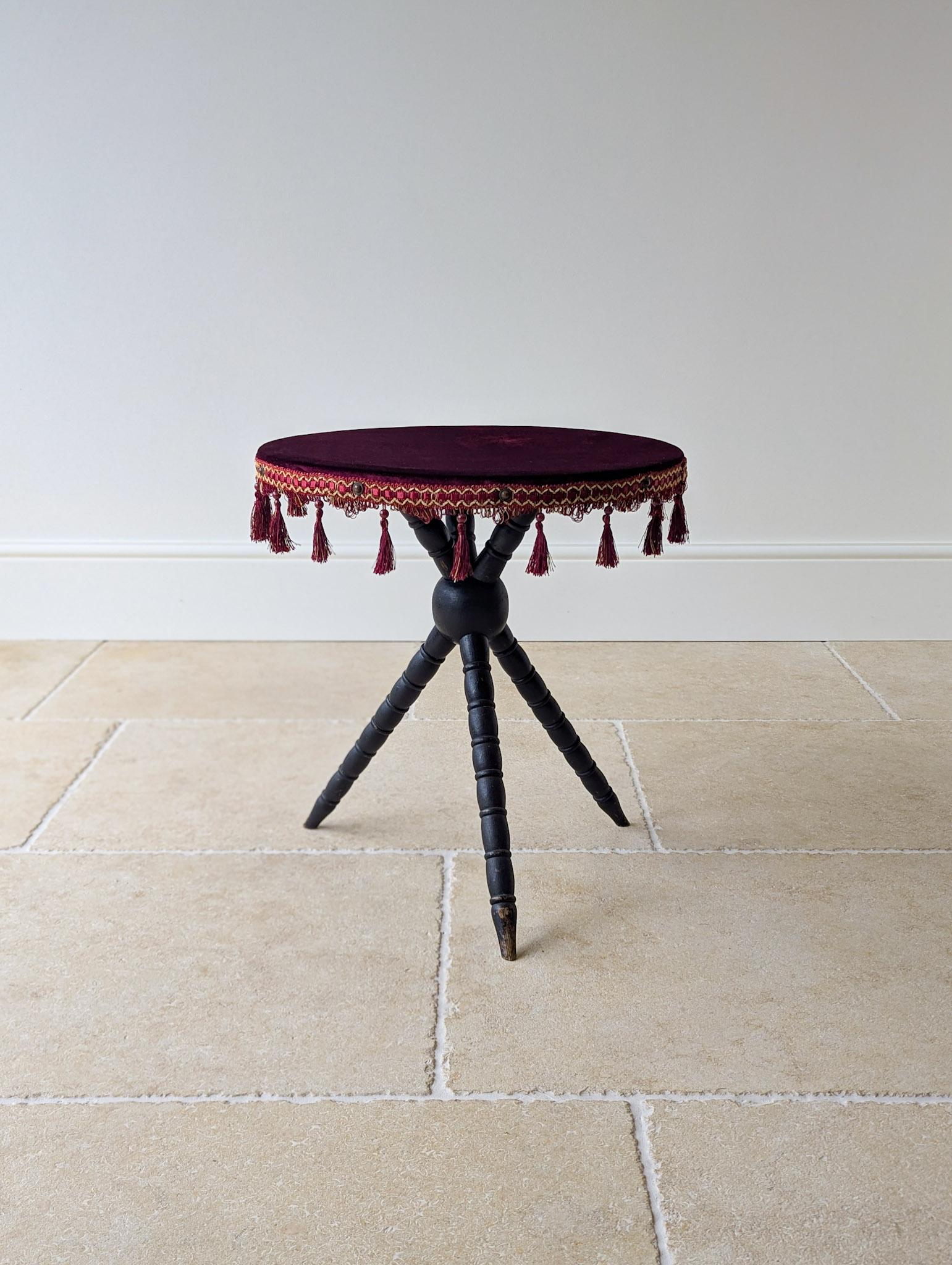 Antique Victorian Ebonised Beech Gypsy Table c.1880 (1 of 15) Antique Victorian Ebonised Beech Gypsy Table c.1880 (1 of 15)