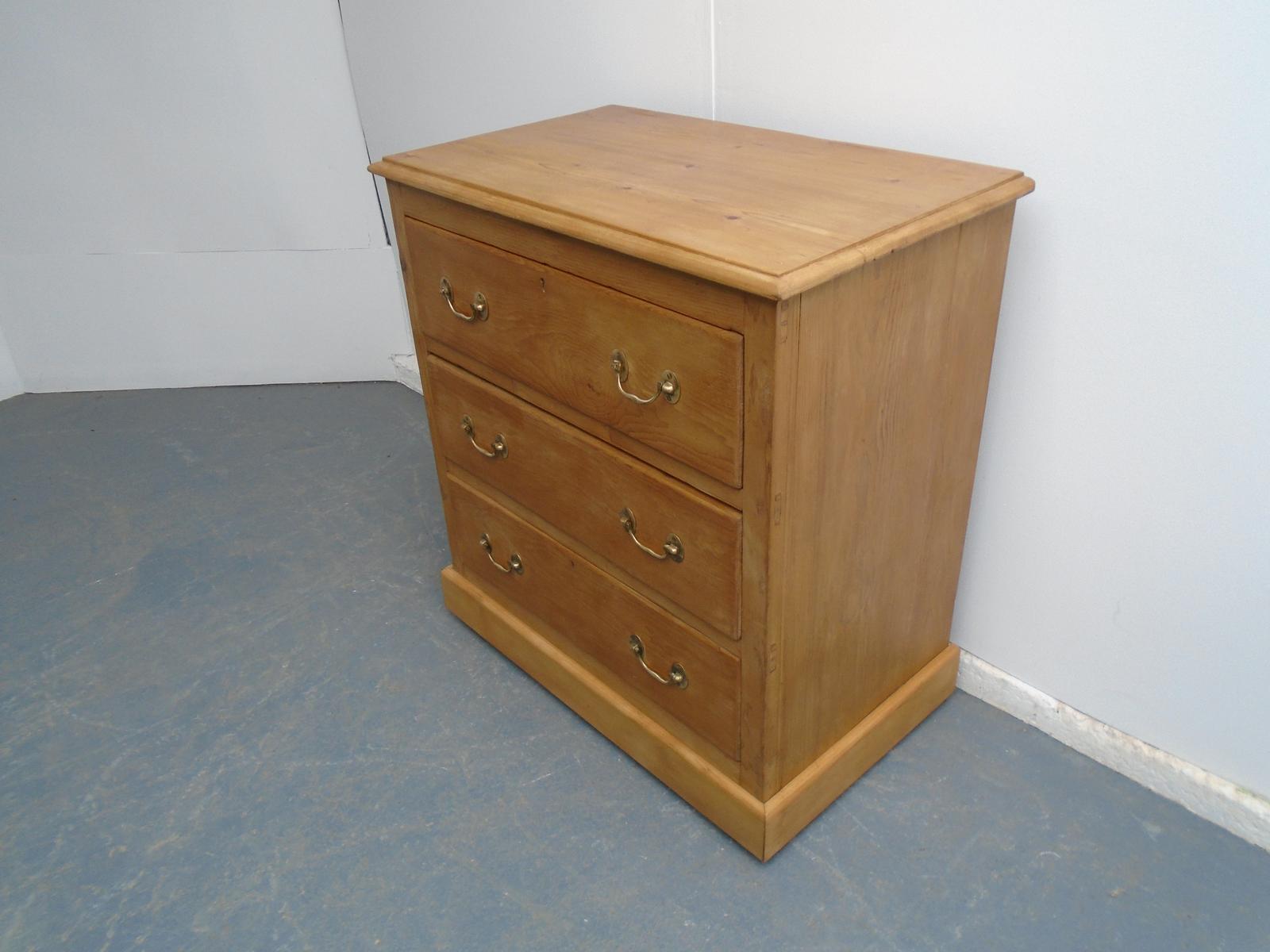 Early Victorian Antique Pine Waxed 3 Drawer Small Chest of Drawers (1 of 10)
