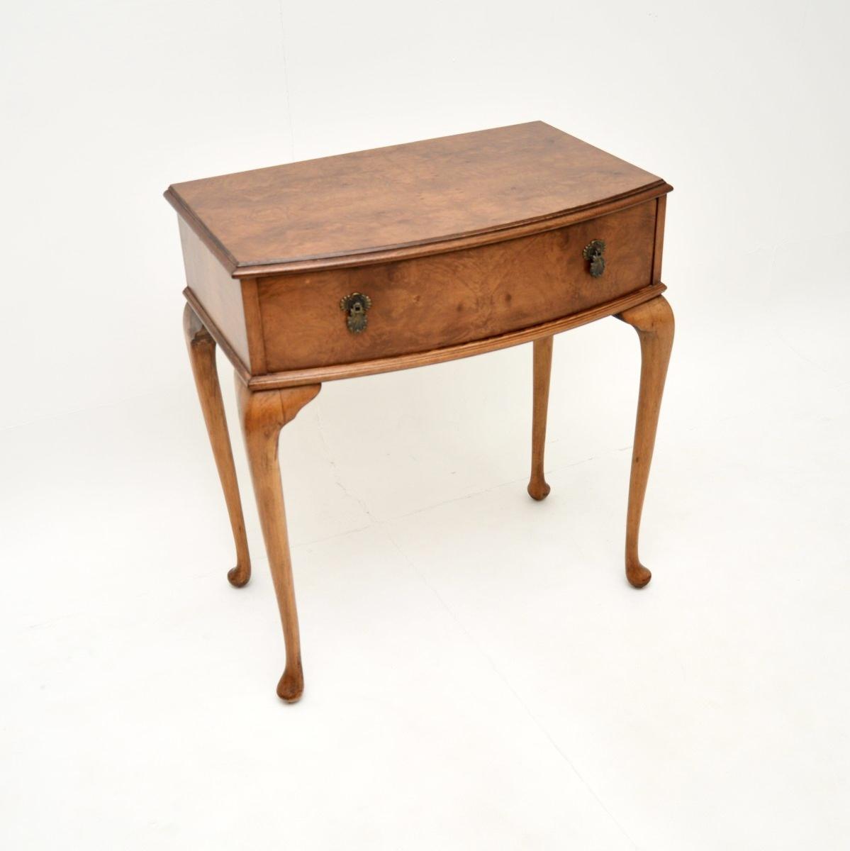 Antique Burr Walnut Queen Anne Style Console / Side Table (1 of 8) Antique Burr Walnut Queen Anne Style Console / Side Table (1 of 8)