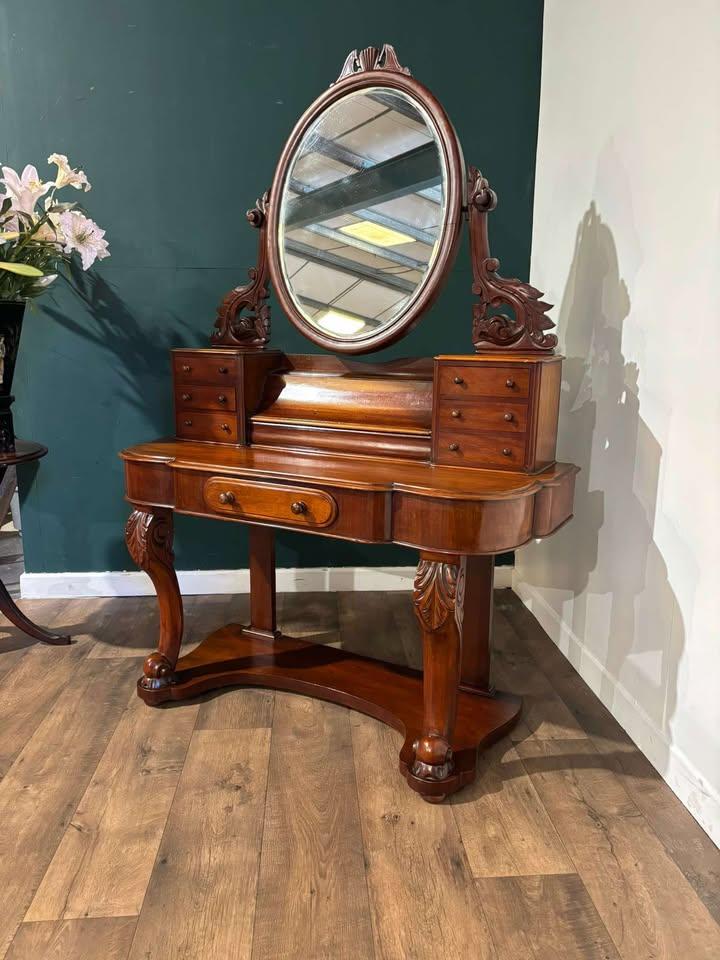 Victorian Mahogany Duchess Dressing Table (1 of 16) Victorian Mahogany Duchess Dressing Table (1 of 16)