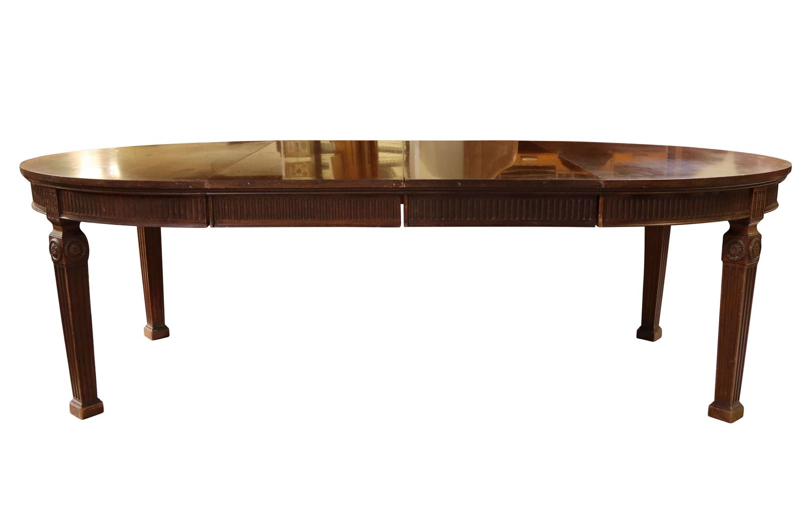 19thc Mahogany Dining Table (1 of 4) 19thc Mahogany Dining Table (1 of 4)