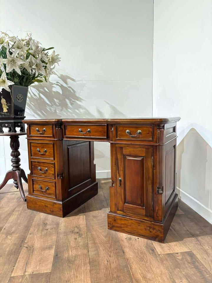 Reproduction Ancient Mariner Twin Pedestal Desk (1 of 16) Reproduction Ancient Mariner Twin Pedestal Desk (1 of 16)