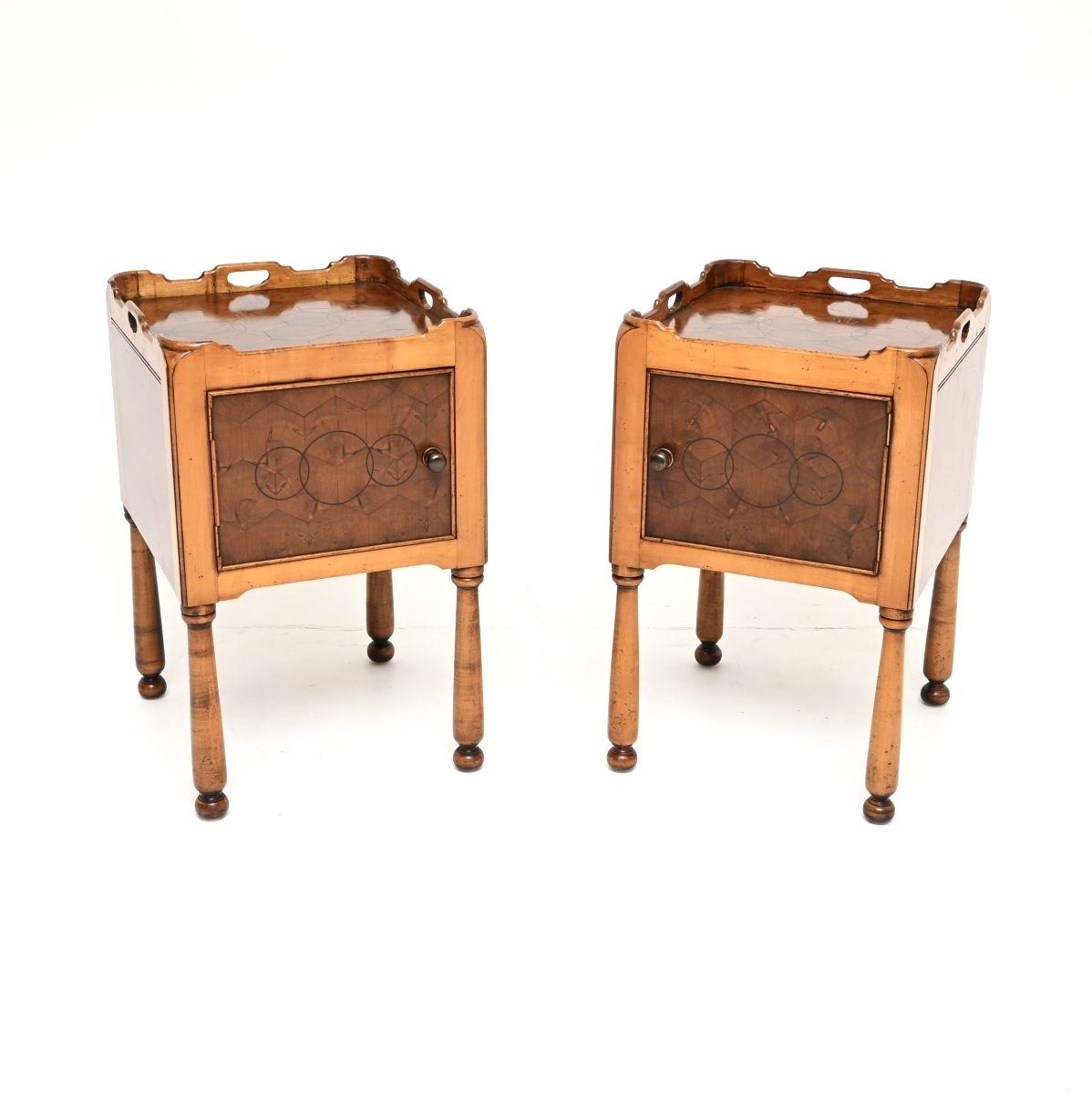 Pair of Antique Georgian Style Yew Wood Oyster Veneer Side Cabinets (1 of 10) Pair of Antique Georgian Style Yew Wood Oyster Veneer Side Cabinets (1 of 10)