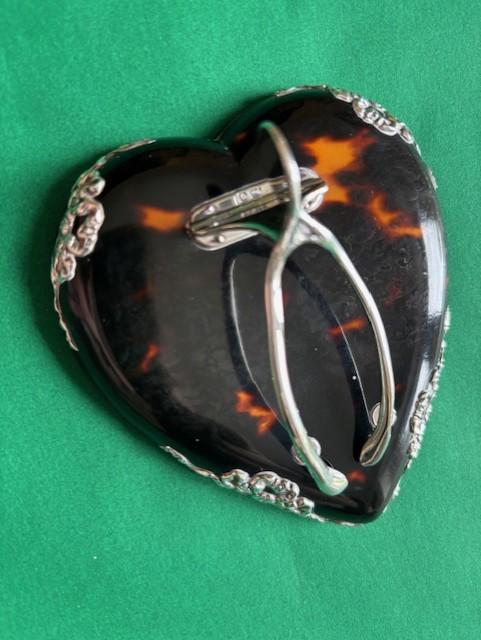 Victorian Desk Letter Clip (1 of 2)