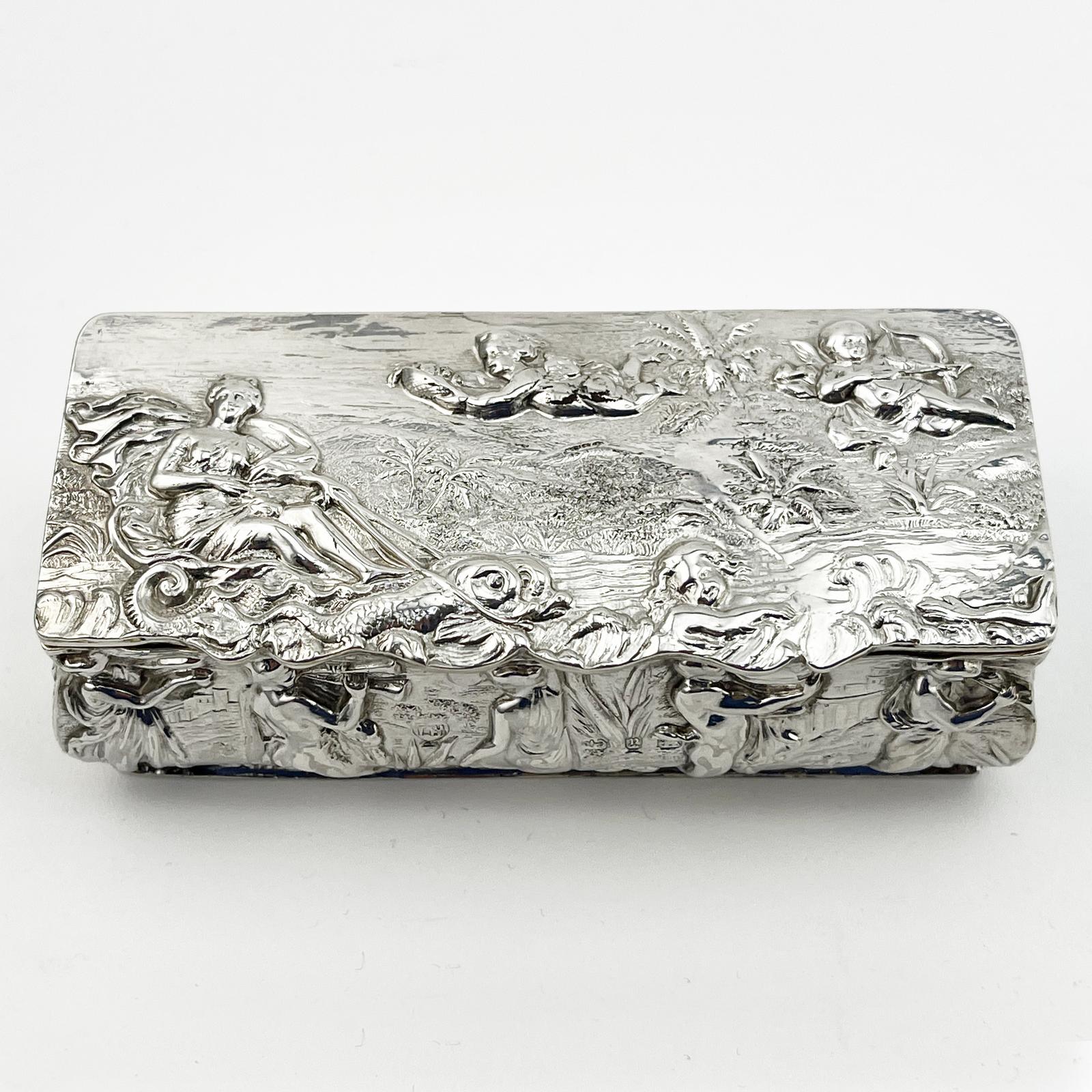Good Guage Victorian Sterling Silver Jewellery or Trinket Box (1 of 8) Good Guage Victorian Sterling Silver Jewellery or Trinket Box (1 of 8)