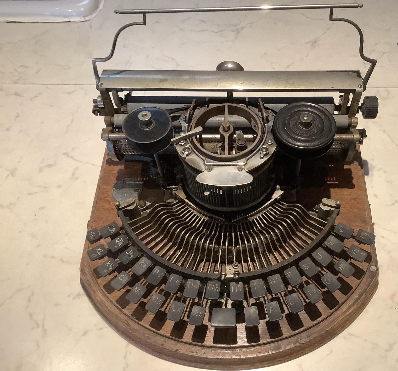 Rare Antique Hammond Typewriter C1890 (1 of 9) Rare Antique Hammond Typewriter C1890 (1 of 9)