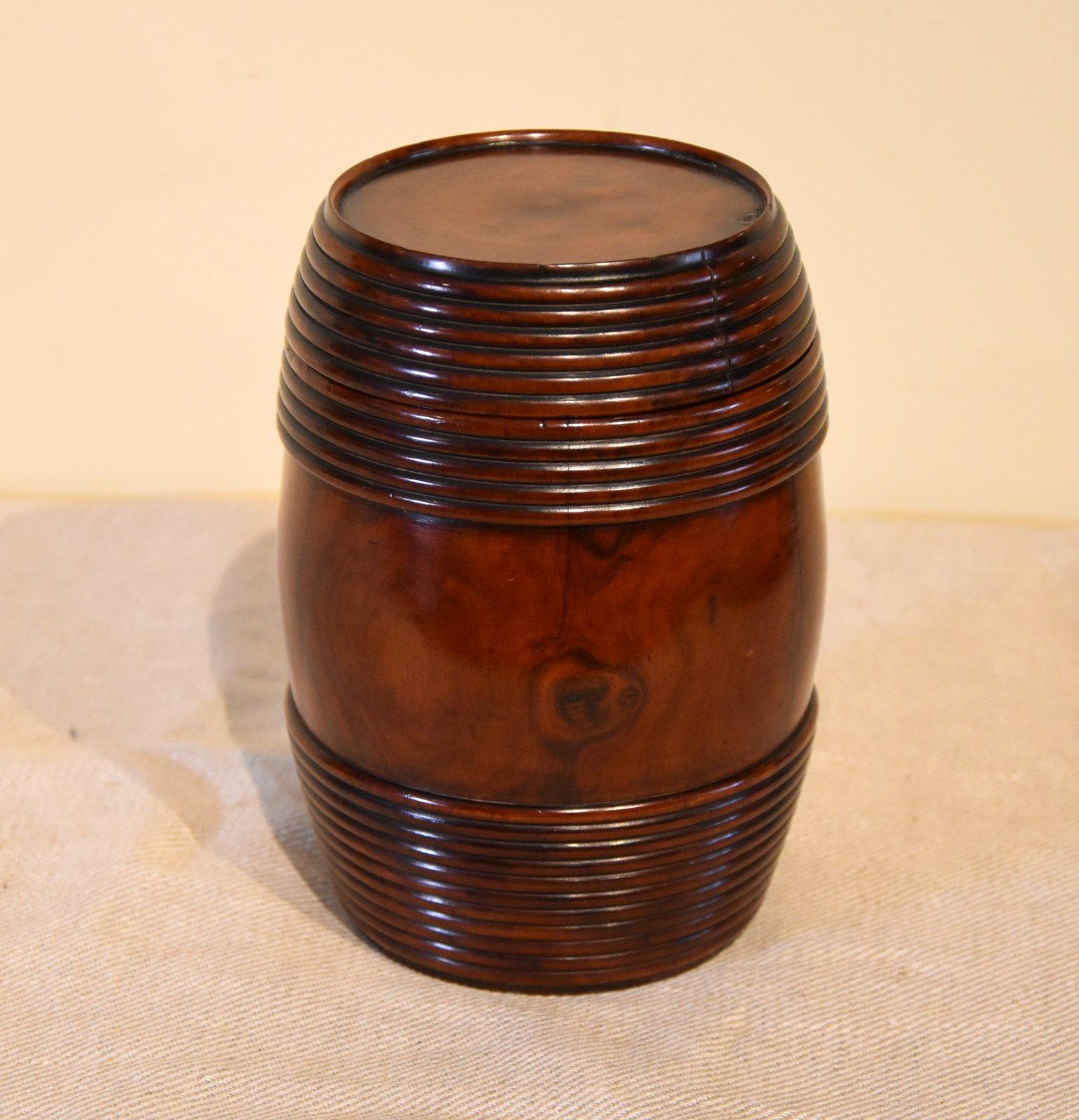 Fine Early 19th Century Yew-wood Barrel (1 of 5)