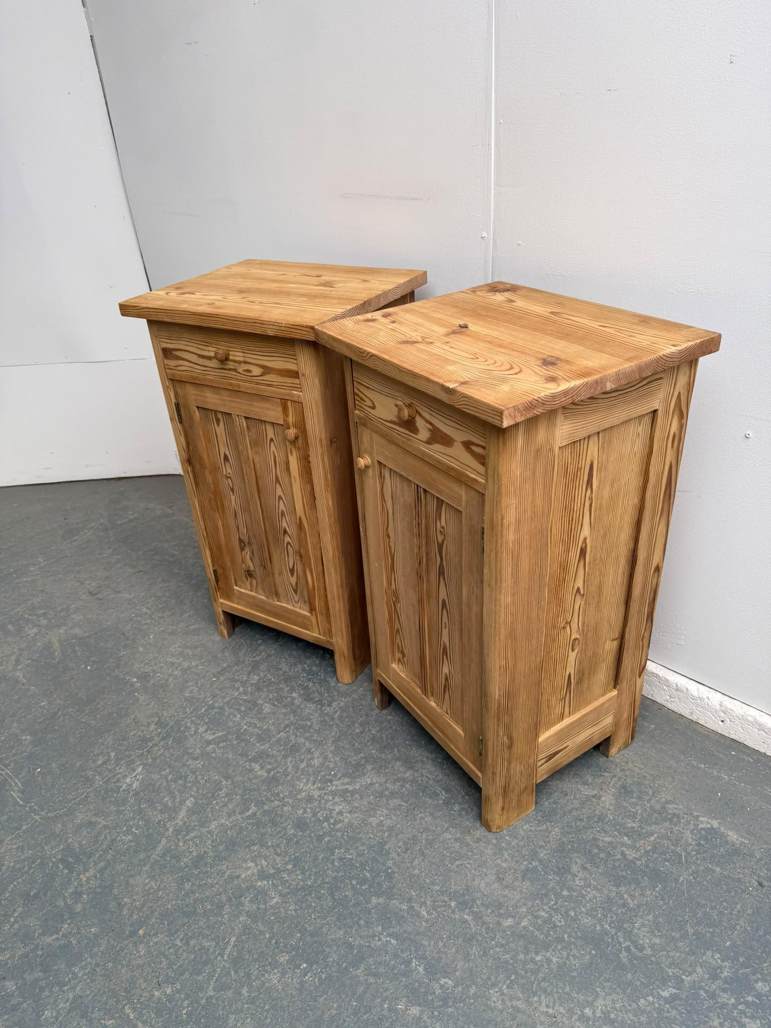 Pair of Antique Pine Victorian Panelled Bedside Cabinets to wax / paint (1 of 8) Pair of Antique Pine Victorian Panelled Bedside Cabinets to wax / paint (1 of 8)