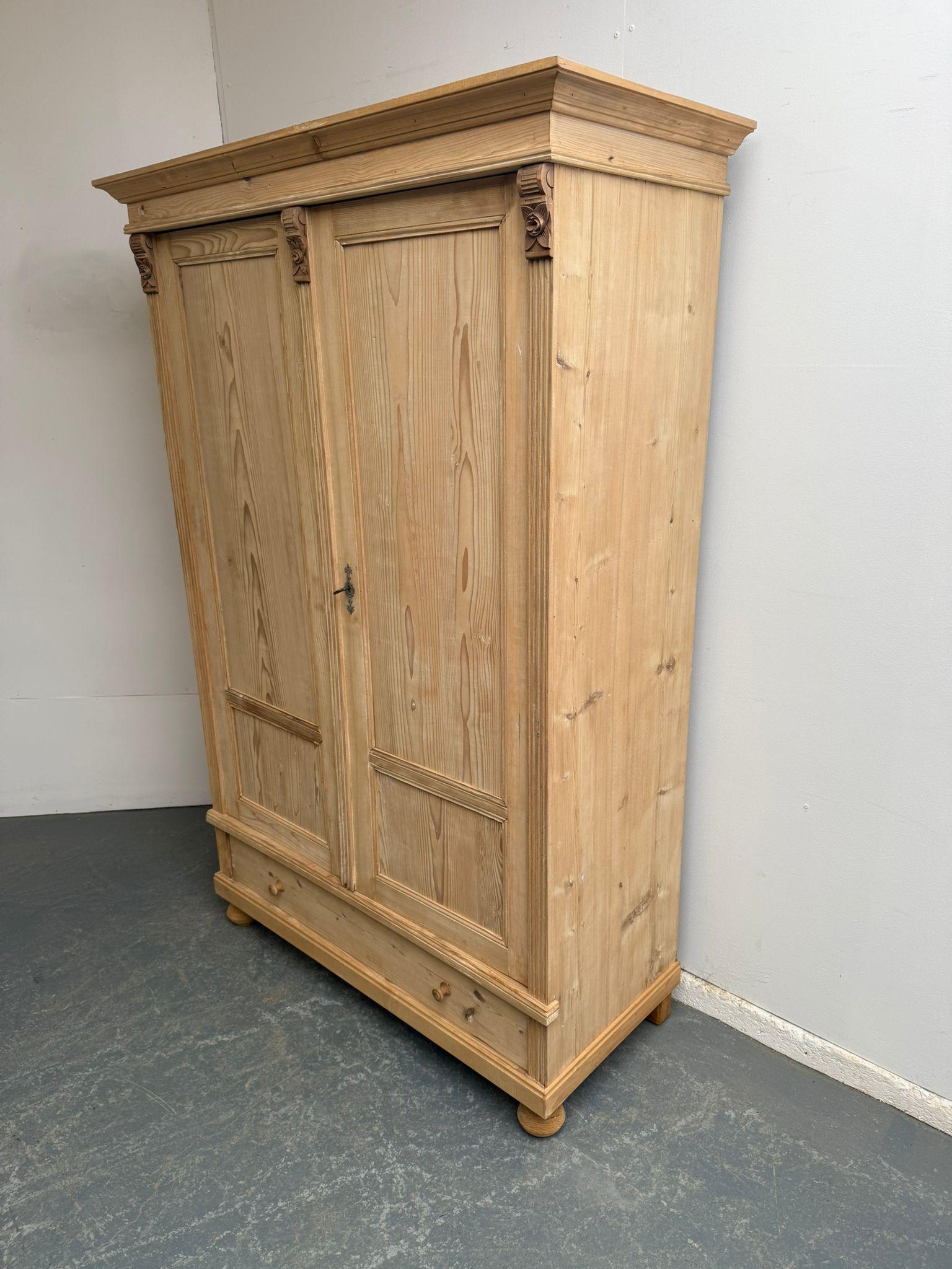 A Cracking Victorian Antique / Old Pine Shelved Knockdown Wardrobe to Wax/paint (1 of 11)