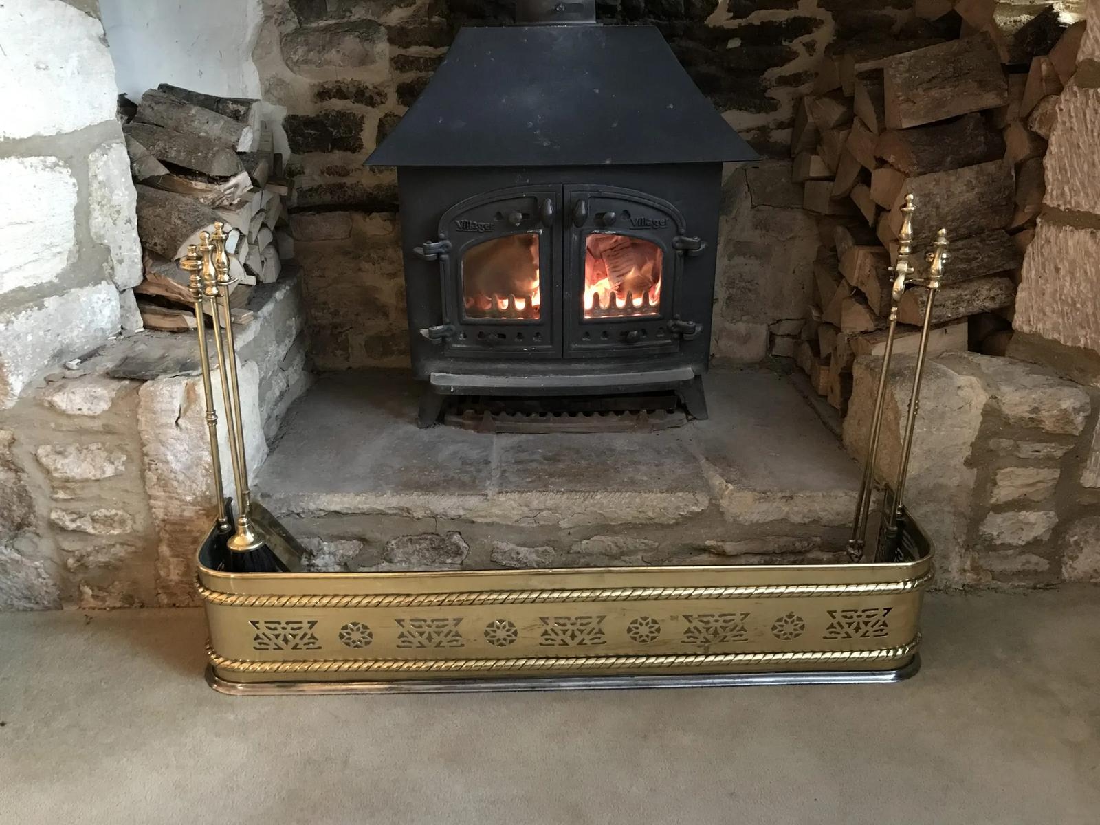 Mid 19th Century Brass Fender & Tools (1 of 1) Mid 19th Century Brass Fender & Tools (1 of 1)