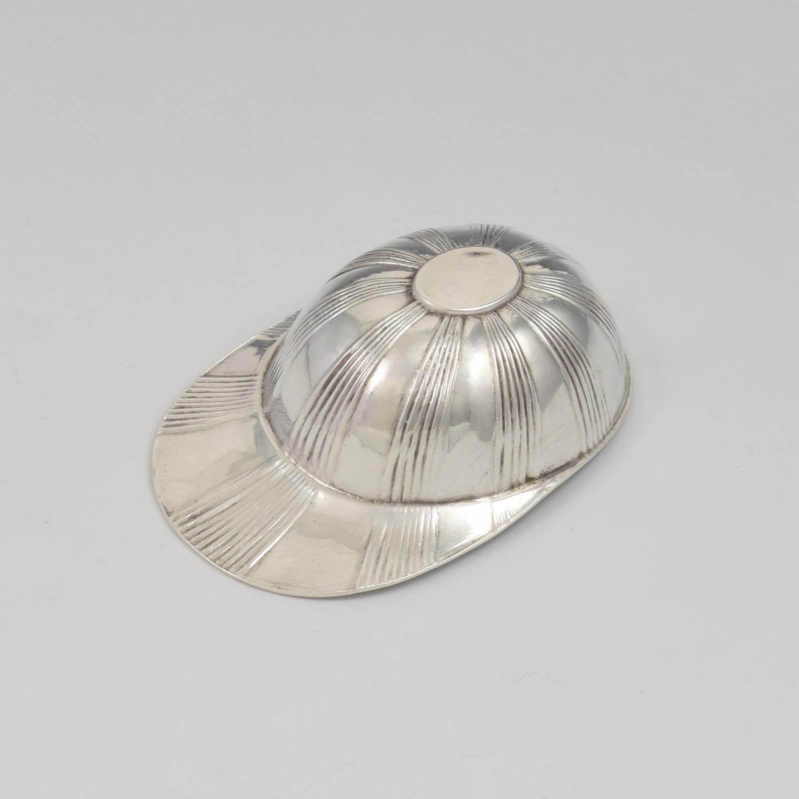 Rare Georgian Hallmarked Silver Jockey Cap Caddy Spoon c.1798 (1 of 13)