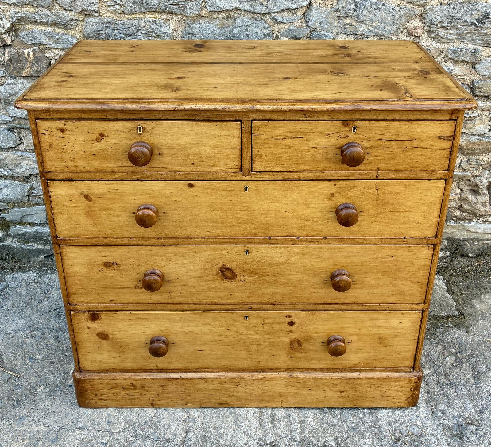 Antique Pine Chest of Drawers (1 of 12) Antique Pine Chest of Drawers (1 of 12)