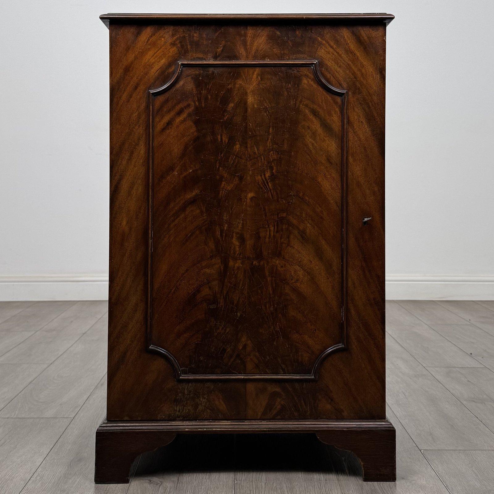 Antique Georgian Style Mahogany Side Cabinet | Flame Veneered Door | AF-6877 (1 of 10) Antique Georgian Style Mahogany Side Cabinet | Flame Veneered Door | AF-6877 (1 of 10)