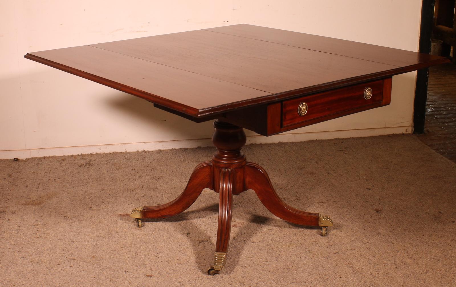 19th-century Pembroke Table Made In Solid Mahogany - England (1 of 12) 19th-century Pembroke Table Made In Solid Mahogany - England (1 of 12)