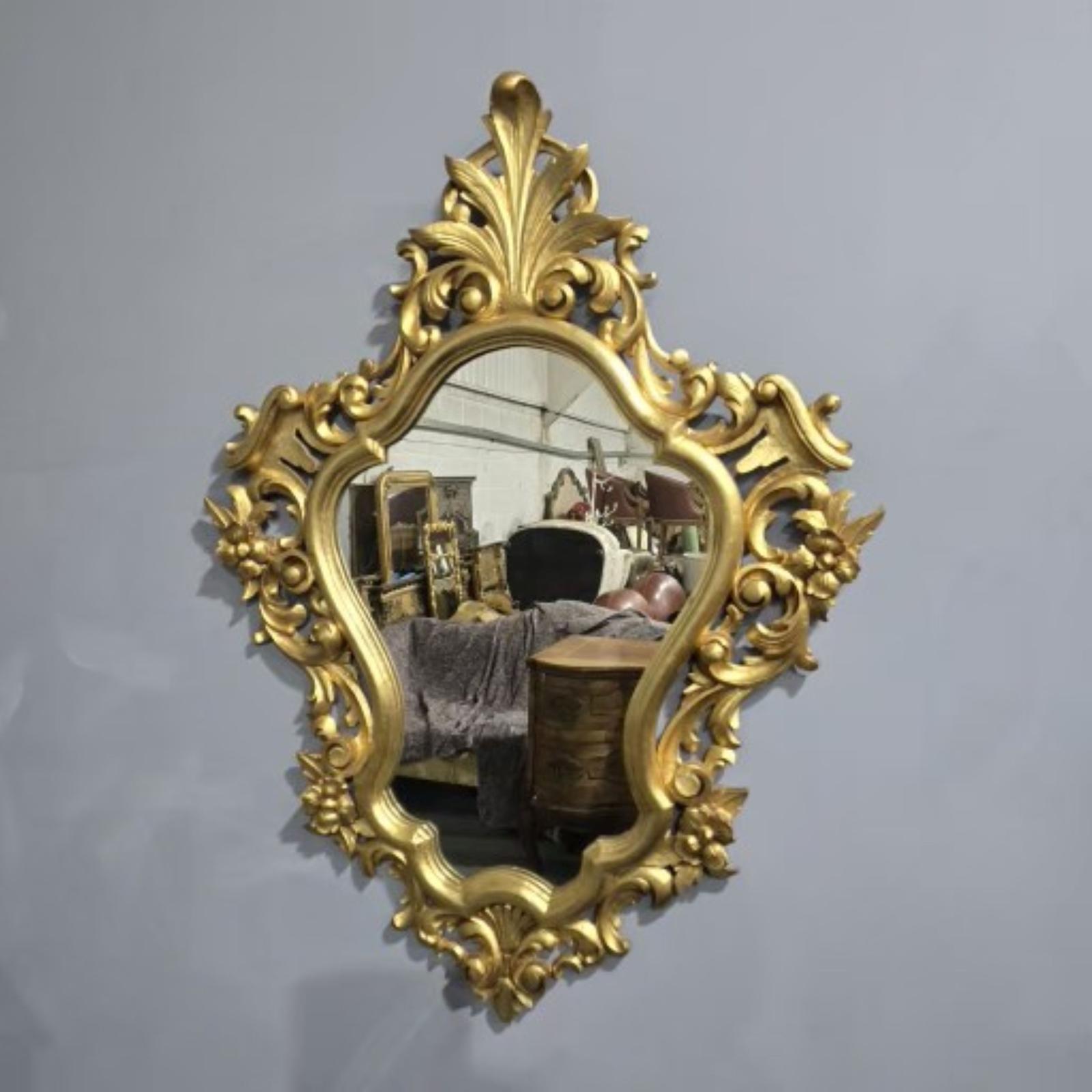 Venetian Giltwood Wall Mirror (1 of 7) Venetian Giltwood Wall Mirror (1 of 7)