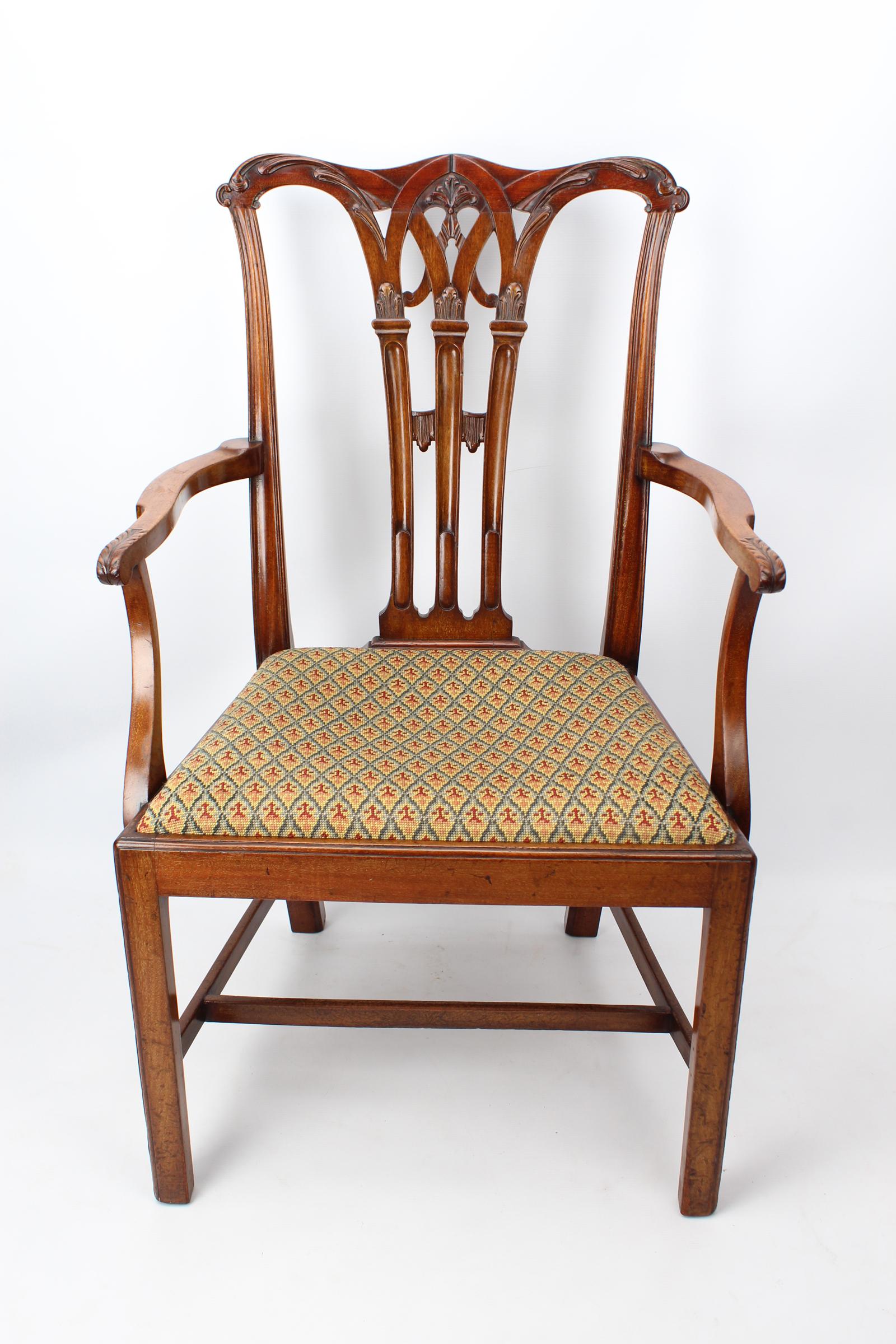An Edwardian Mahogany Chippendale Desk Chair (1 of 13) An Edwardian Mahogany Chippendale Desk Chair (1 of 13)
