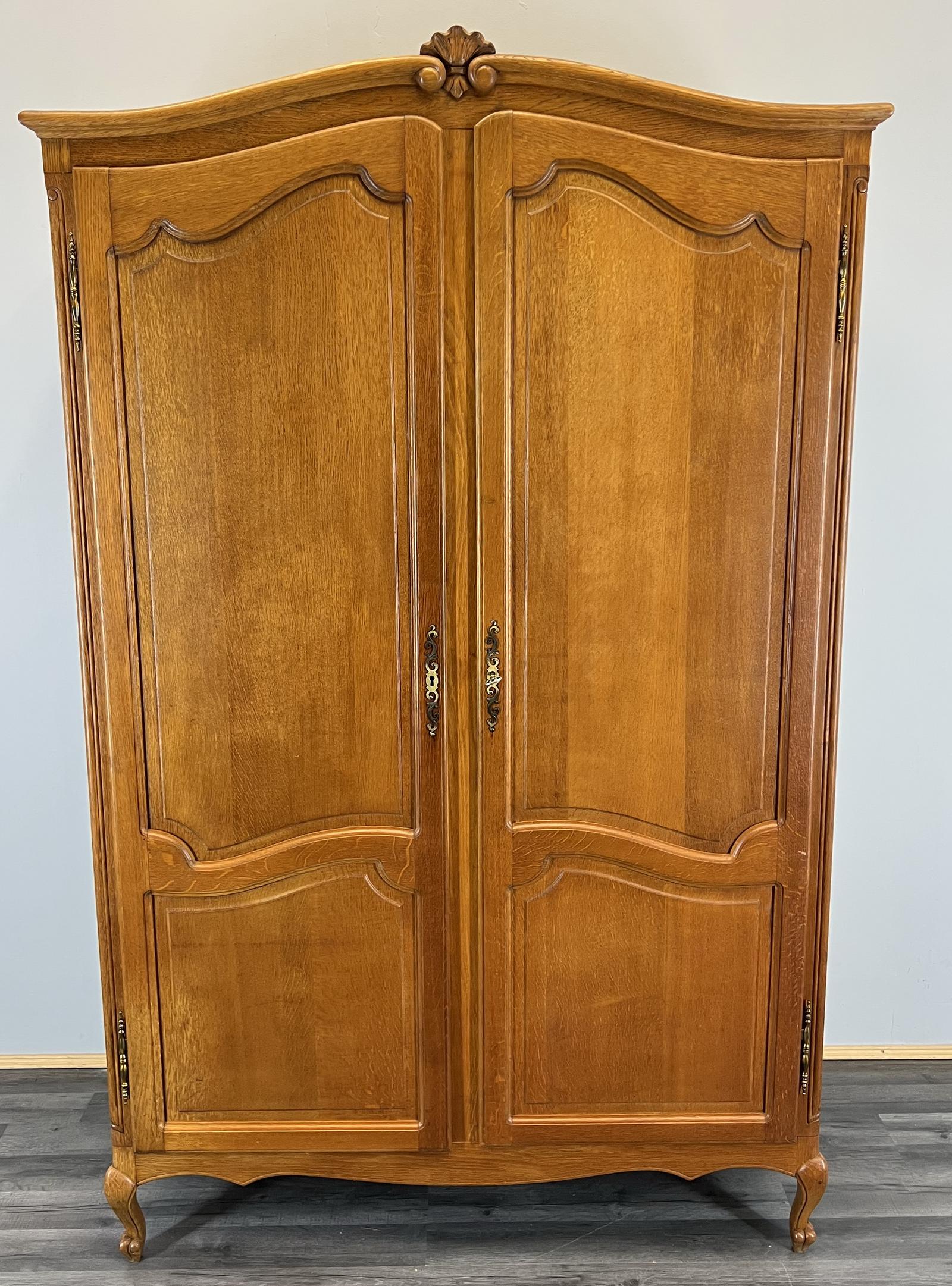 Armoire Wardrobe - Amazing French Carved 2 Door Oak  Wardrobe (1 of 11)