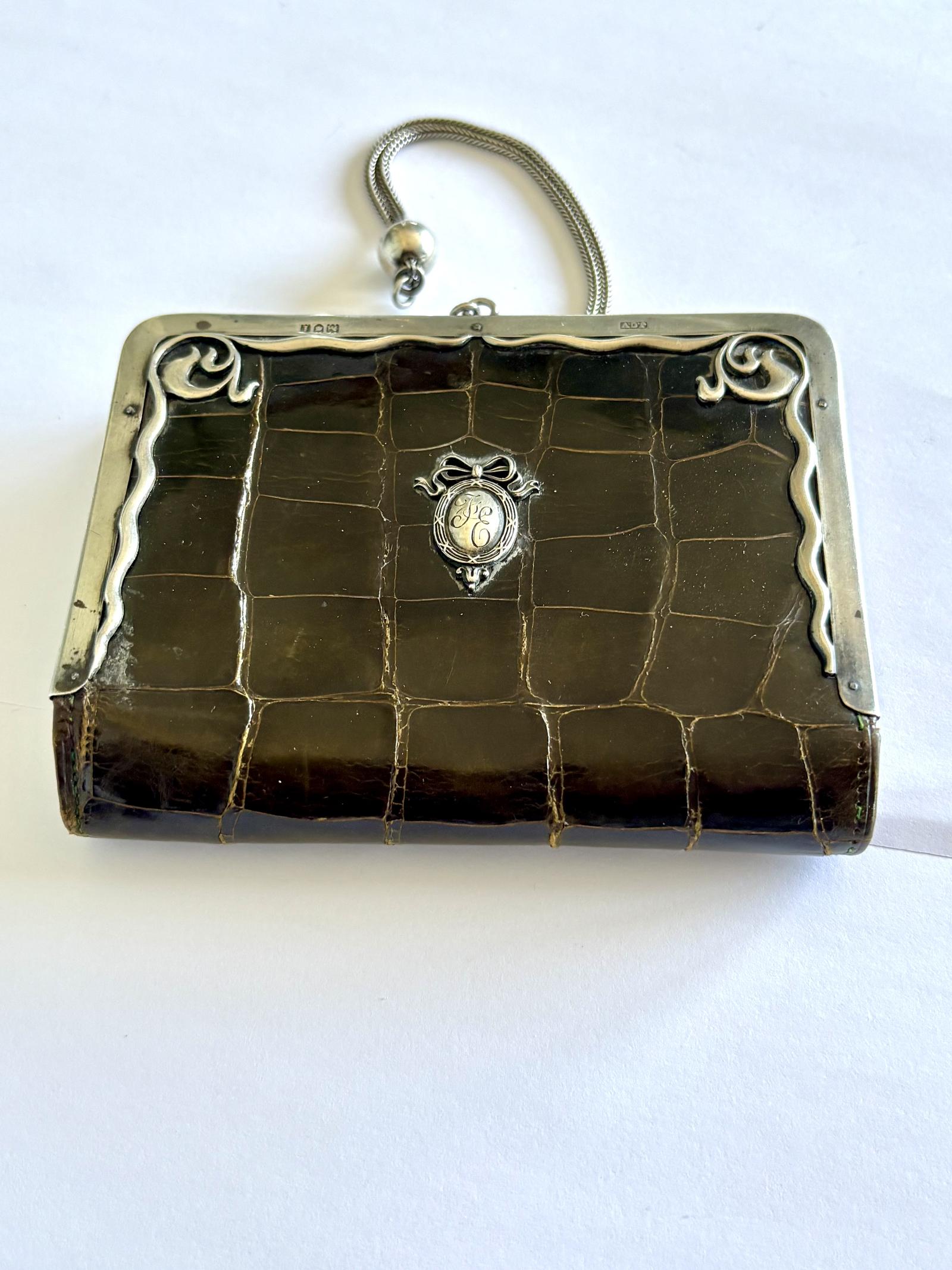 ART NOUVEAU Silver & Crocodile Skin Purse JOHN COLLARD VICKERY London 1904 (1 of 21) ART NOUVEAU Silver & Crocodile Skin Purse JOHN COLLARD VICKERY London 1904 (1 of 21)
