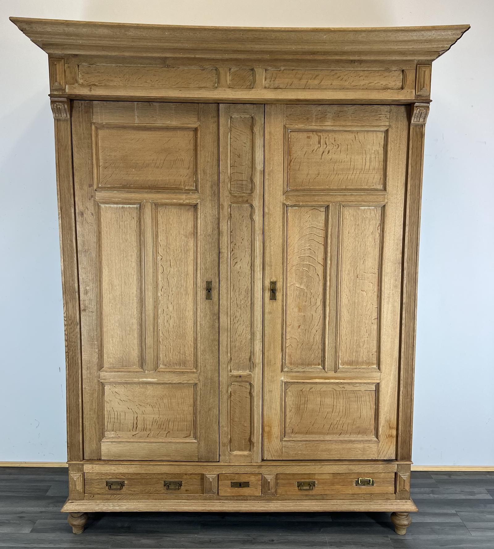 Impressive Antique French Armoire Wardrobe (1 of 13) Impressive Antique French Armoire Wardrobe (1 of 13)
