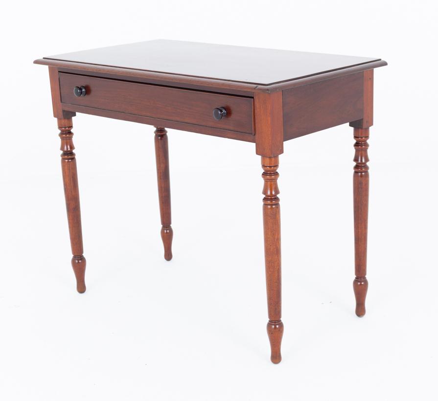 Victorian Mahogany 1 Drawer Side Table (1 of 5) Victorian Mahogany 1 Drawer Side Table (1 of 5)