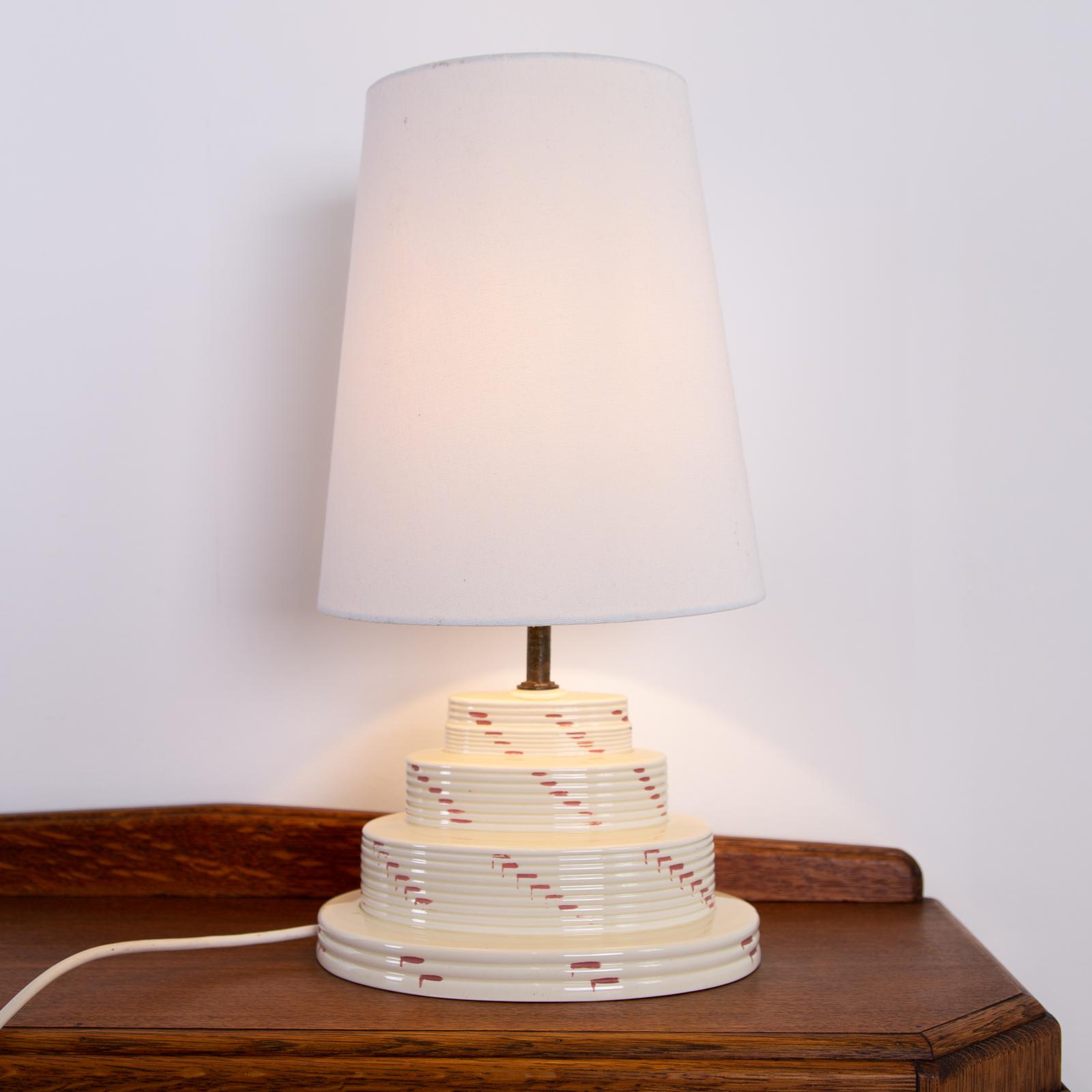 Attractive Art Deco Table Lamp by Wedgwood (1 of 11) Attractive Art Deco Table Lamp by Wedgwood (1 of 11)