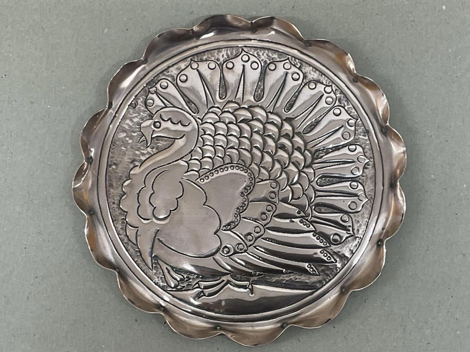 Arts & Crafts Repousse Copper Dish / Tray Turkey Decorated by The Newton School Antique c.1910 (1 of 4) Arts & Crafts Repousse Copper Dish / Tray Turkey Decorated by The Newton School Antique c.1910 (1 of 4)